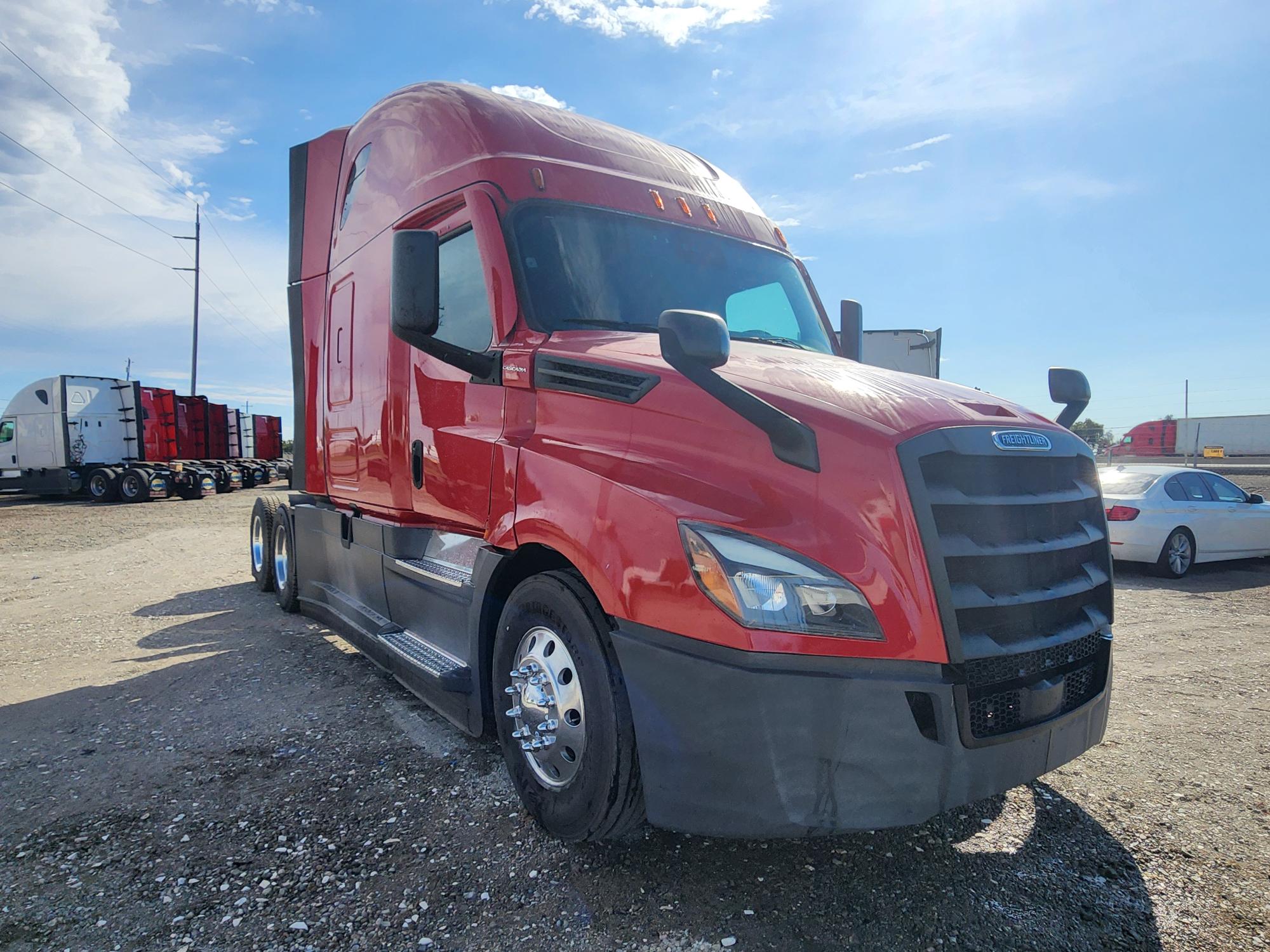 2021 FREIGHTLINER CASCADIA 126SLP - image 8