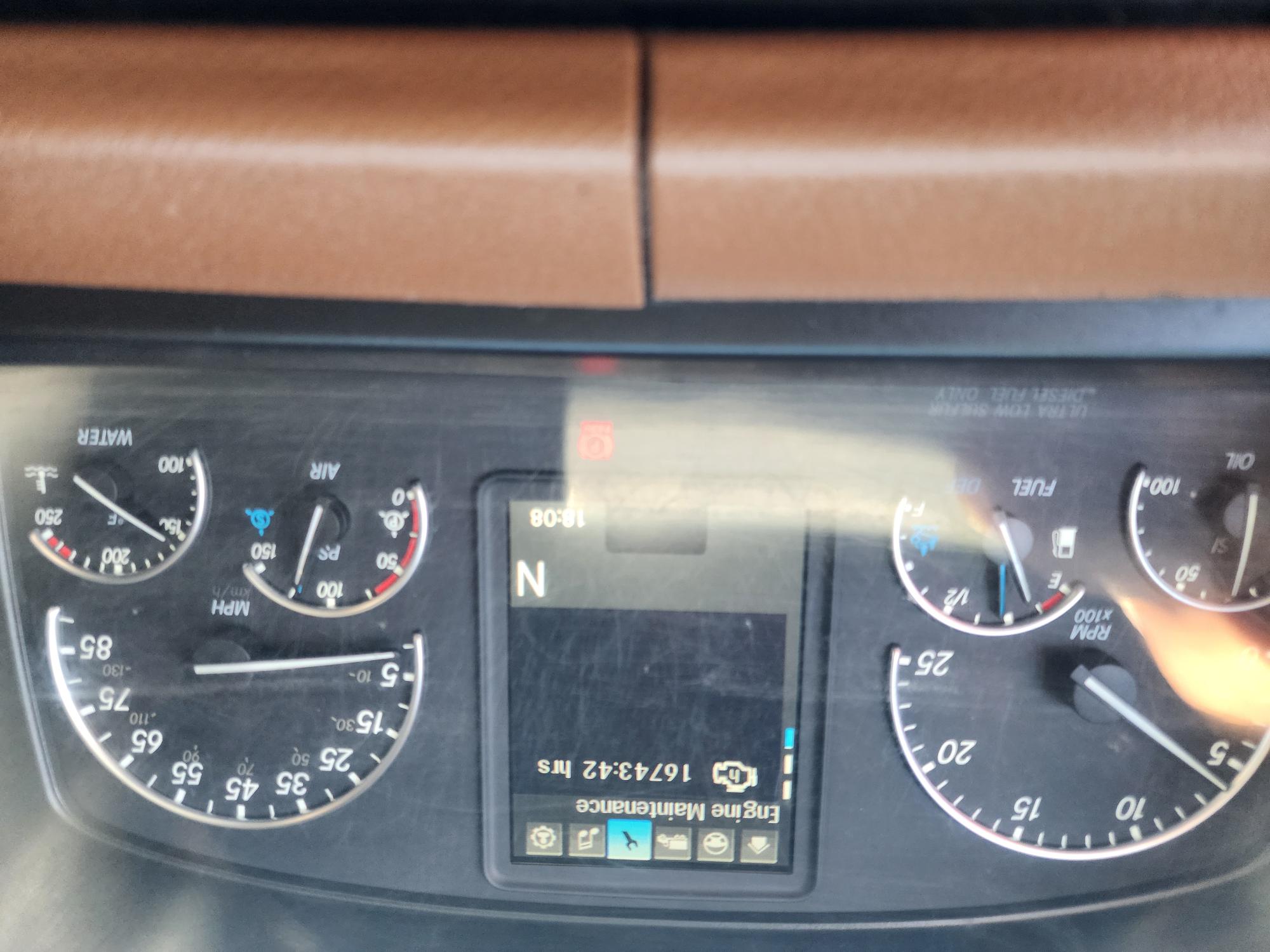 2020 FREIGHTLINER CASCADIA 126SLP - image 14