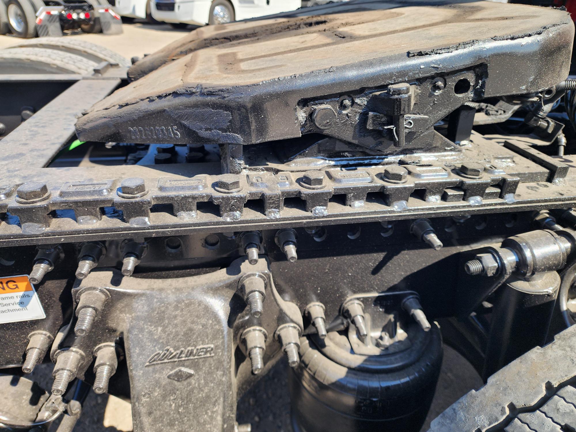 2021 FREIGHTLINER CASCADIA 126SLP - image 18