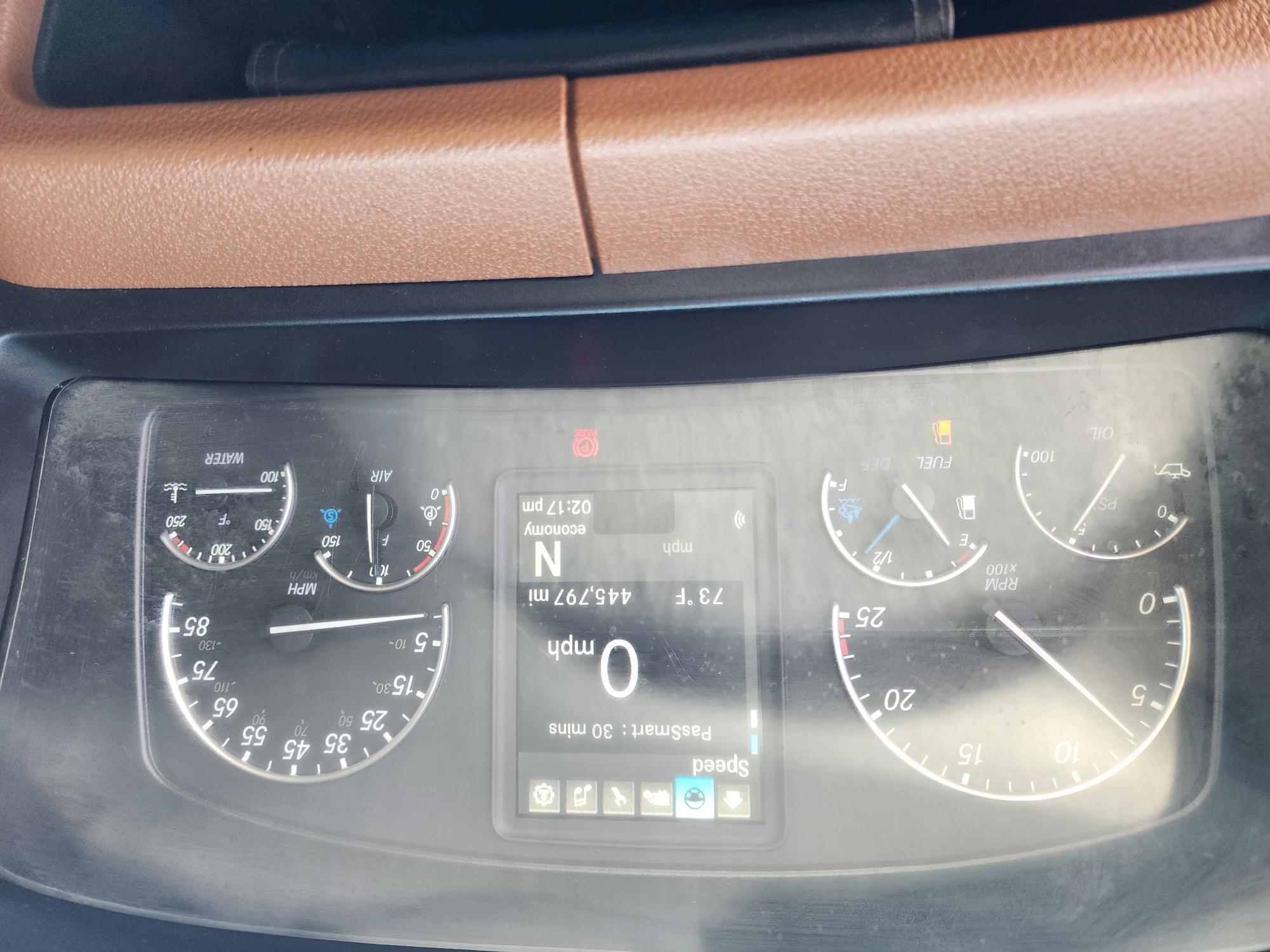 2021 FREIGHTLINER CASCADIA 126SLP - image 12