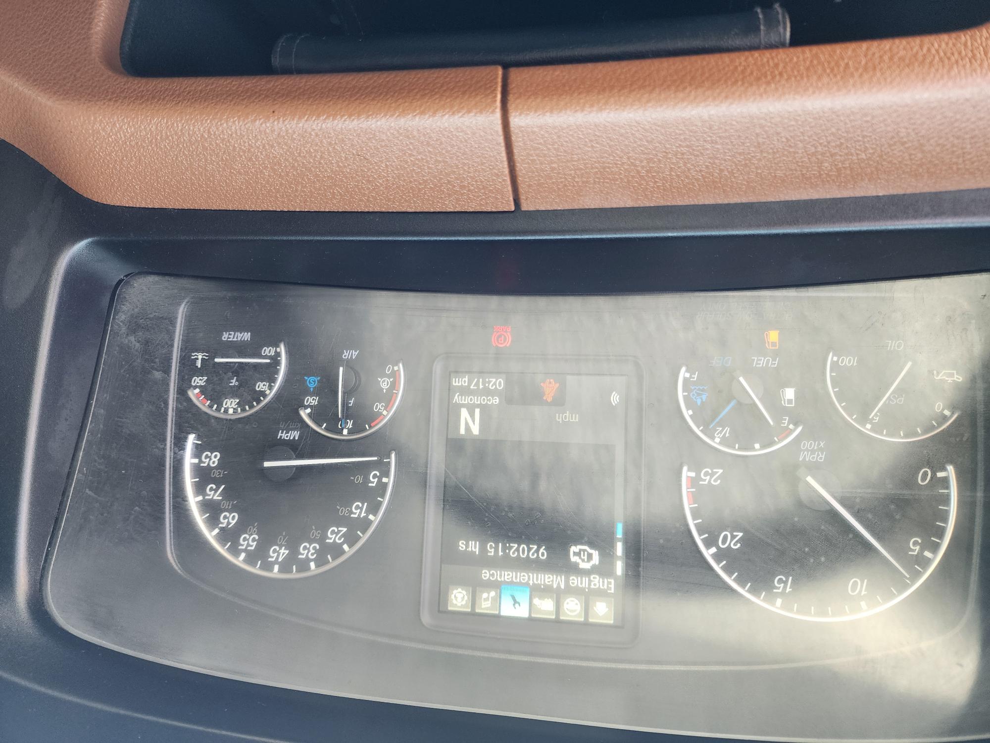 2021 FREIGHTLINER CASCADIA 126SLP - image 13