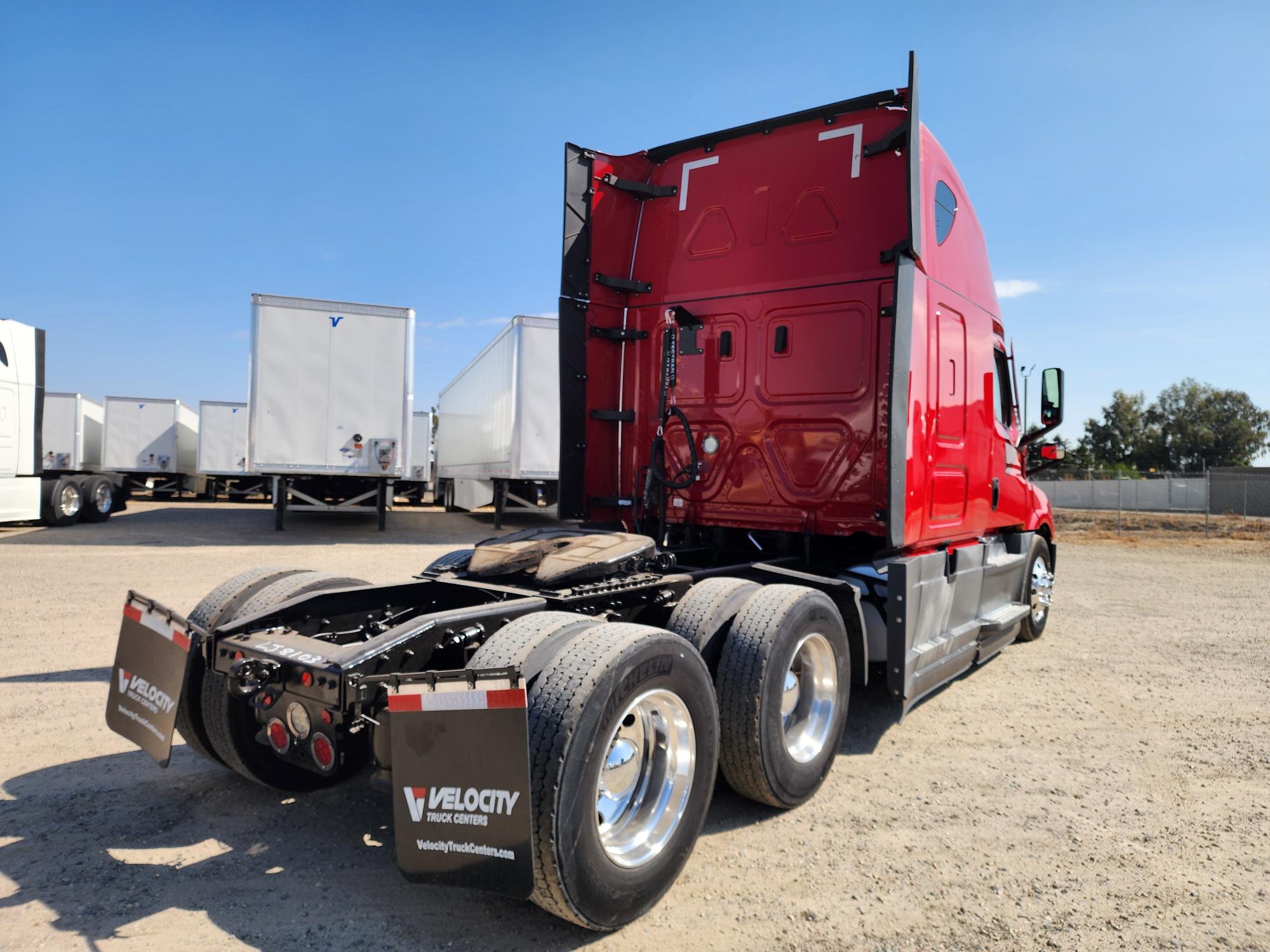 2021 FREIGHTLINER CASCADIA 126SLP - image 6