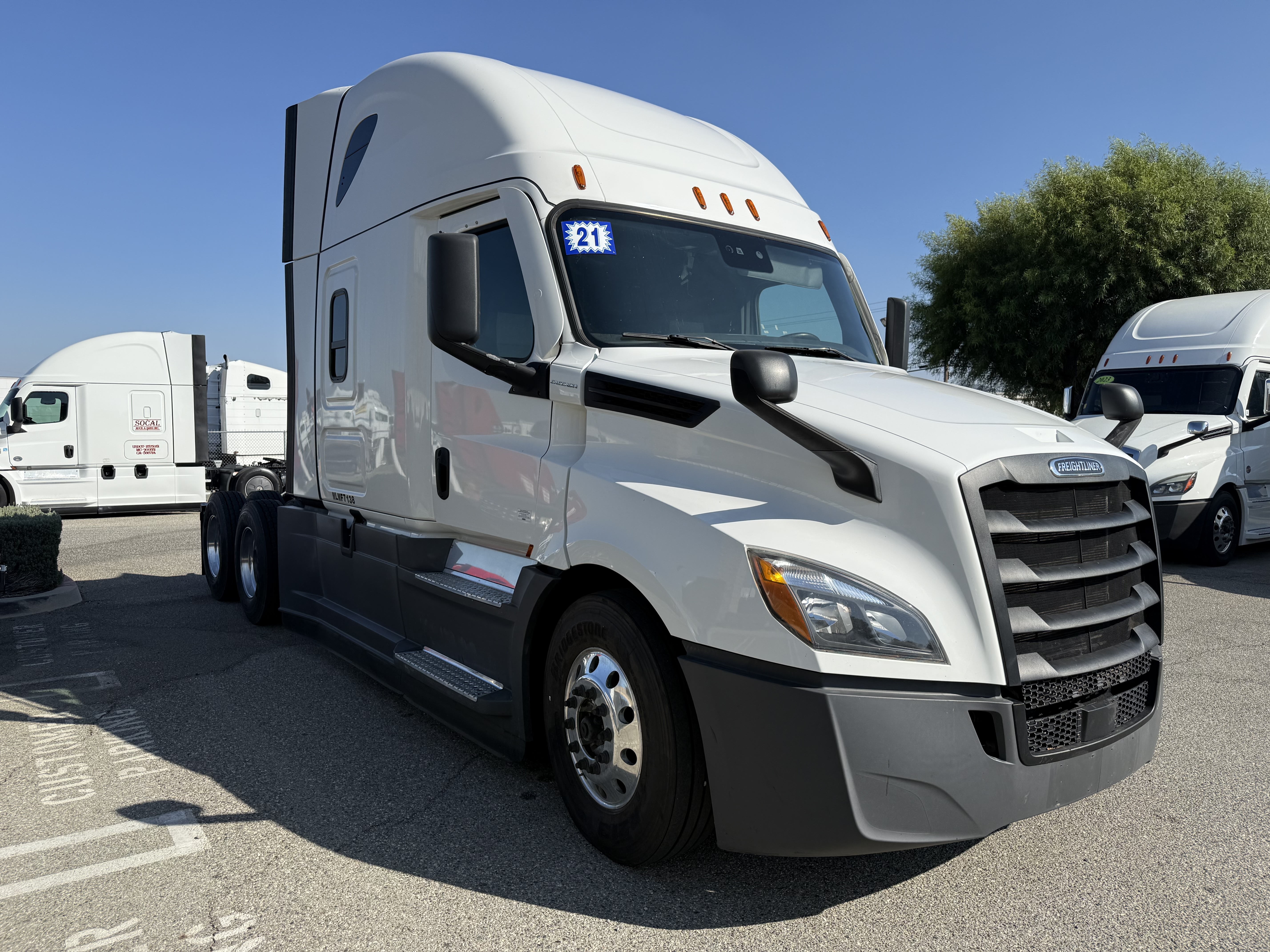 2021 FREIGHTLINER CASCADIA 126SLP - image 11