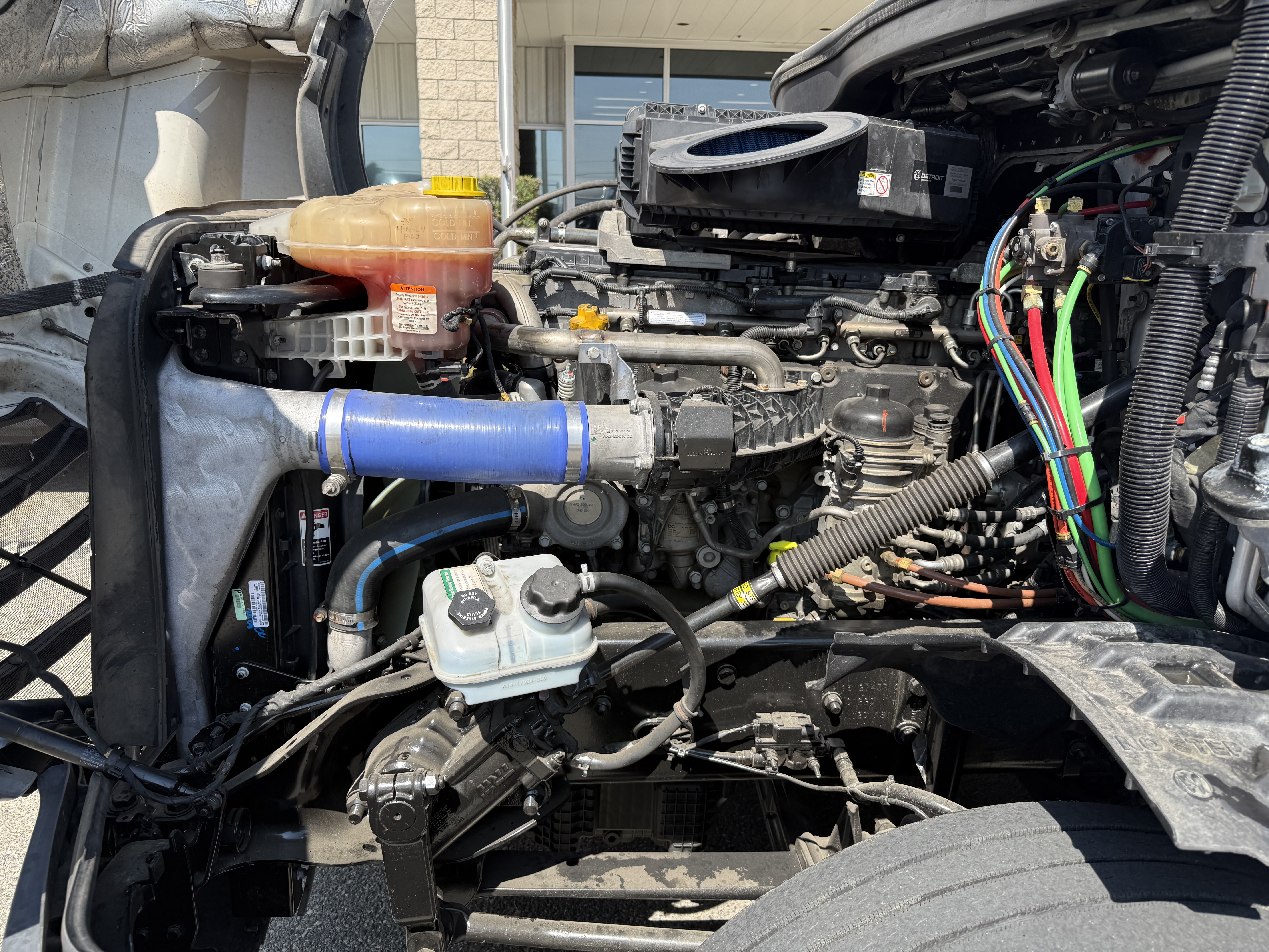 2021 FREIGHTLINER CASCADIA 126SLP - image 12