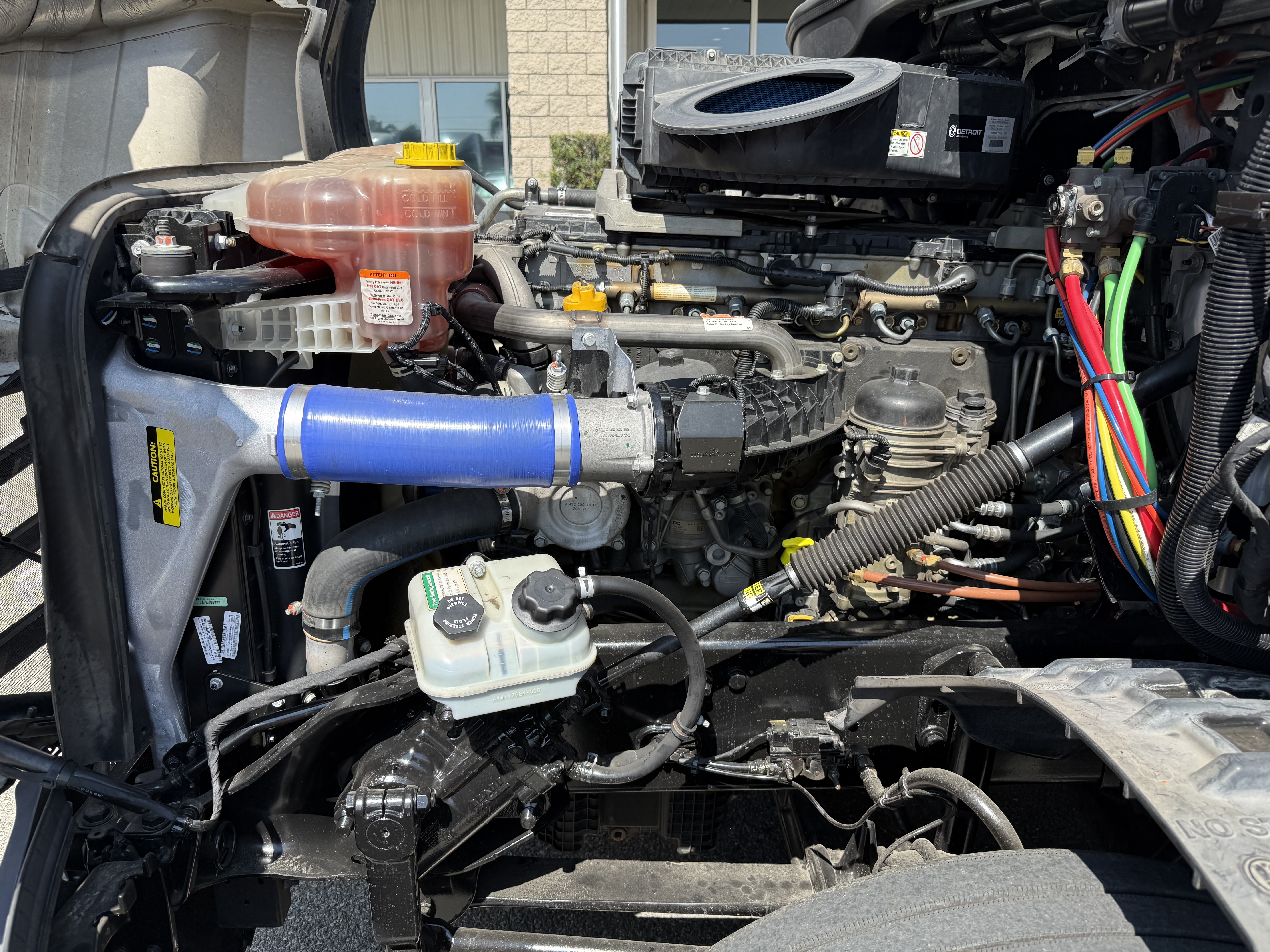 2021 FREIGHTLINER CASCADIA 126SLP - image 12