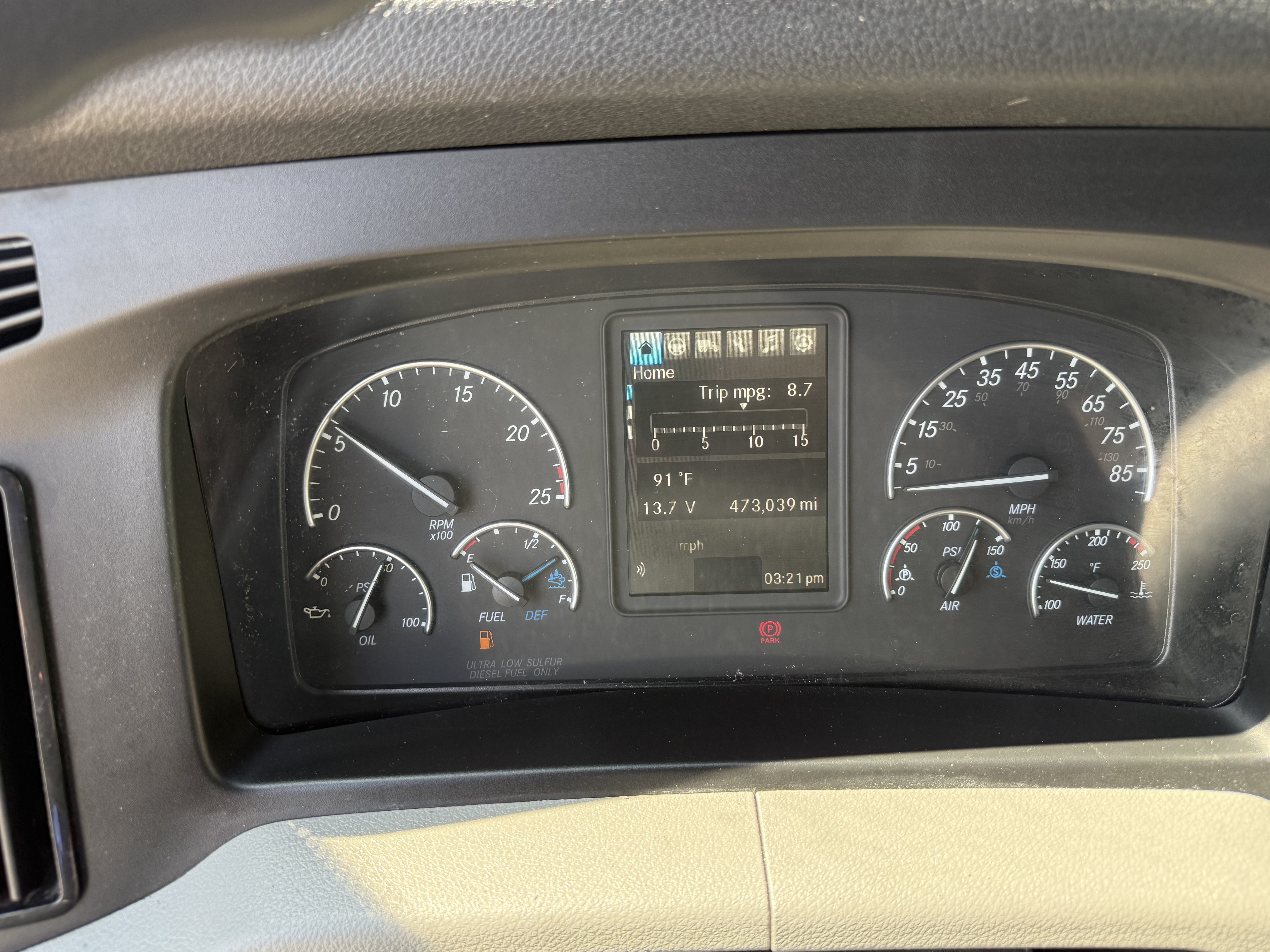 2021 FREIGHTLINER CASCADIA 126SLP - image 13