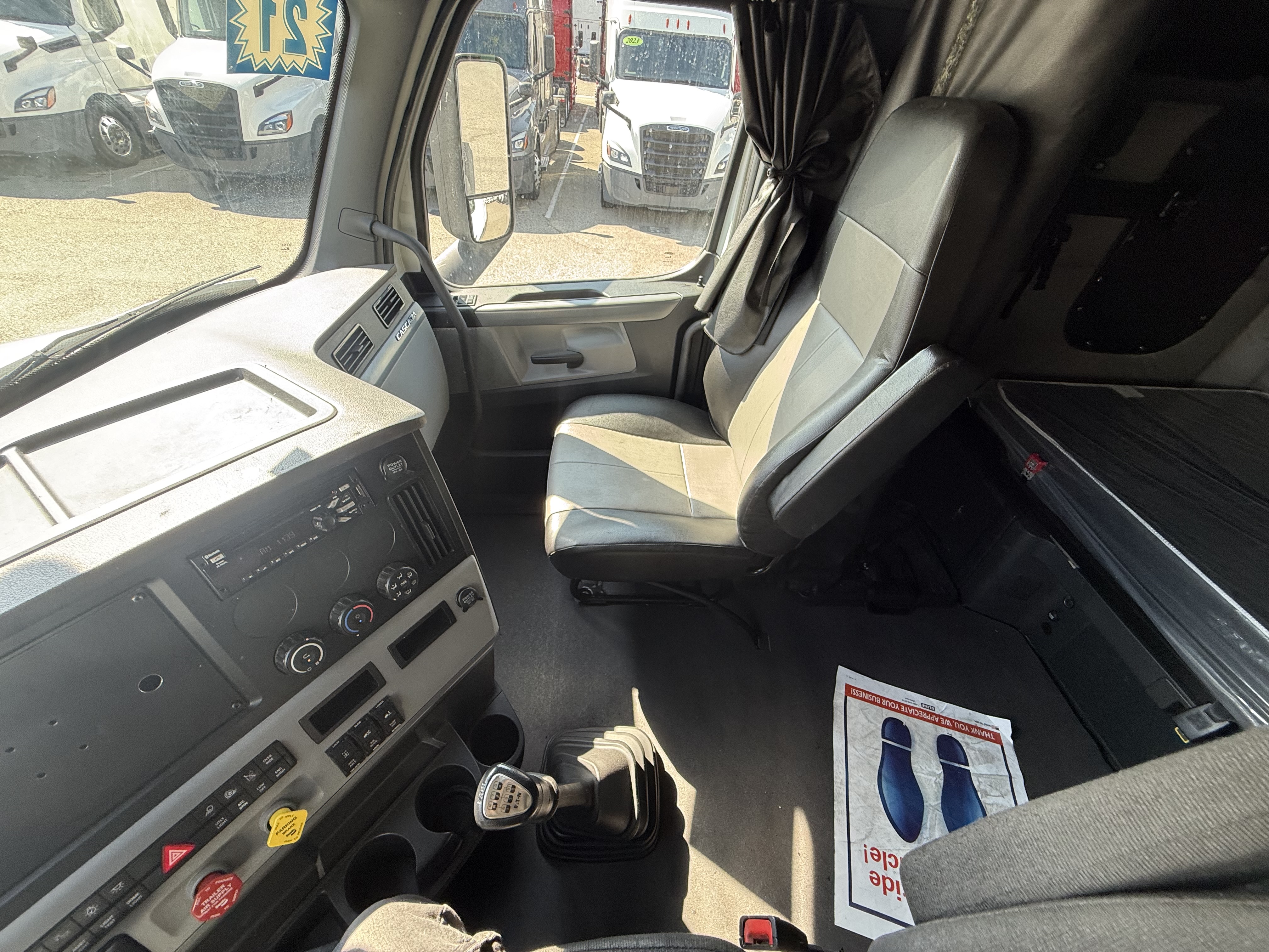 2021 FREIGHTLINER CASCADIA 126SLP - image 22