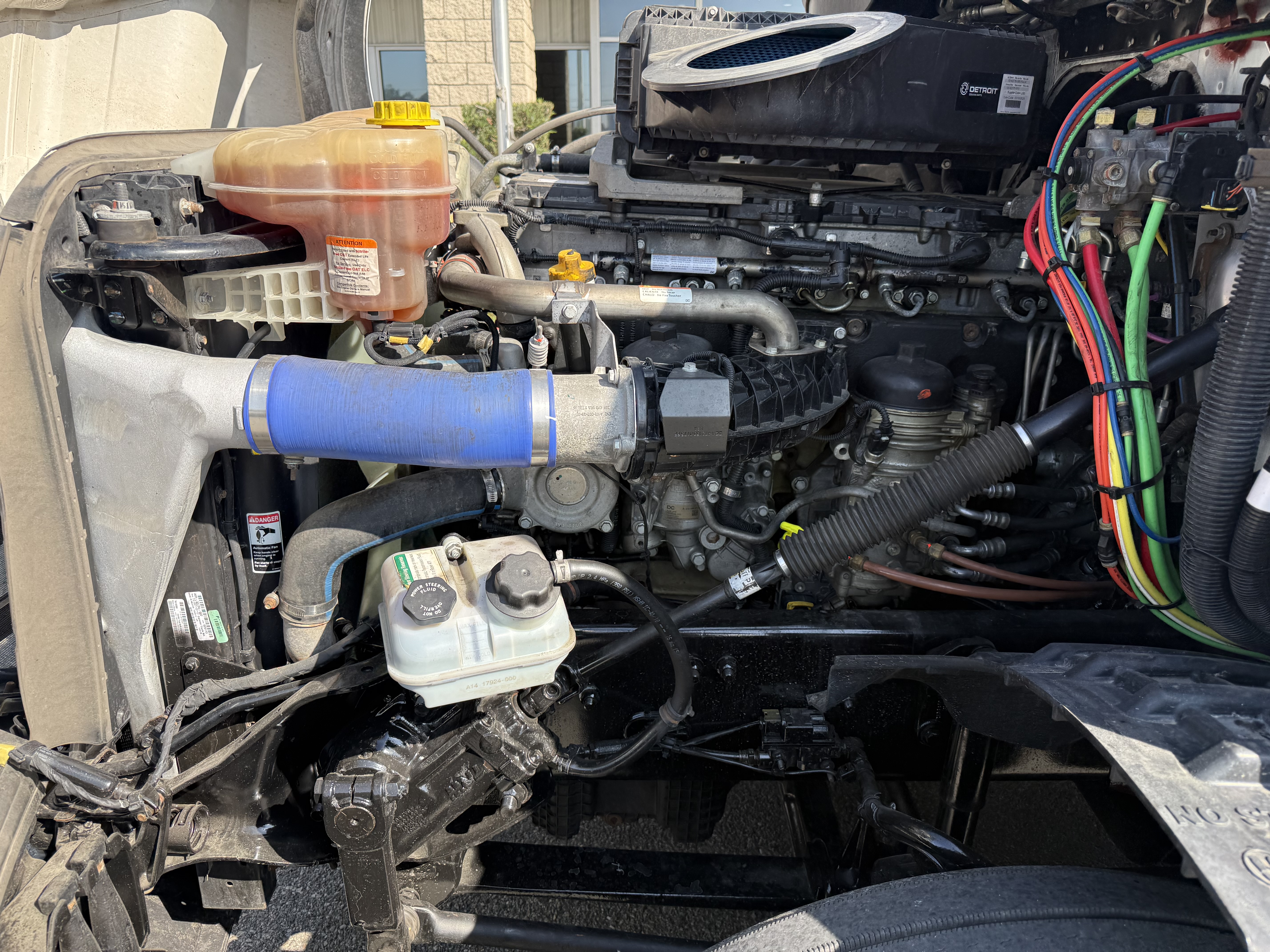 2021 FREIGHTLINER CASCADIA 126SLP - image 13