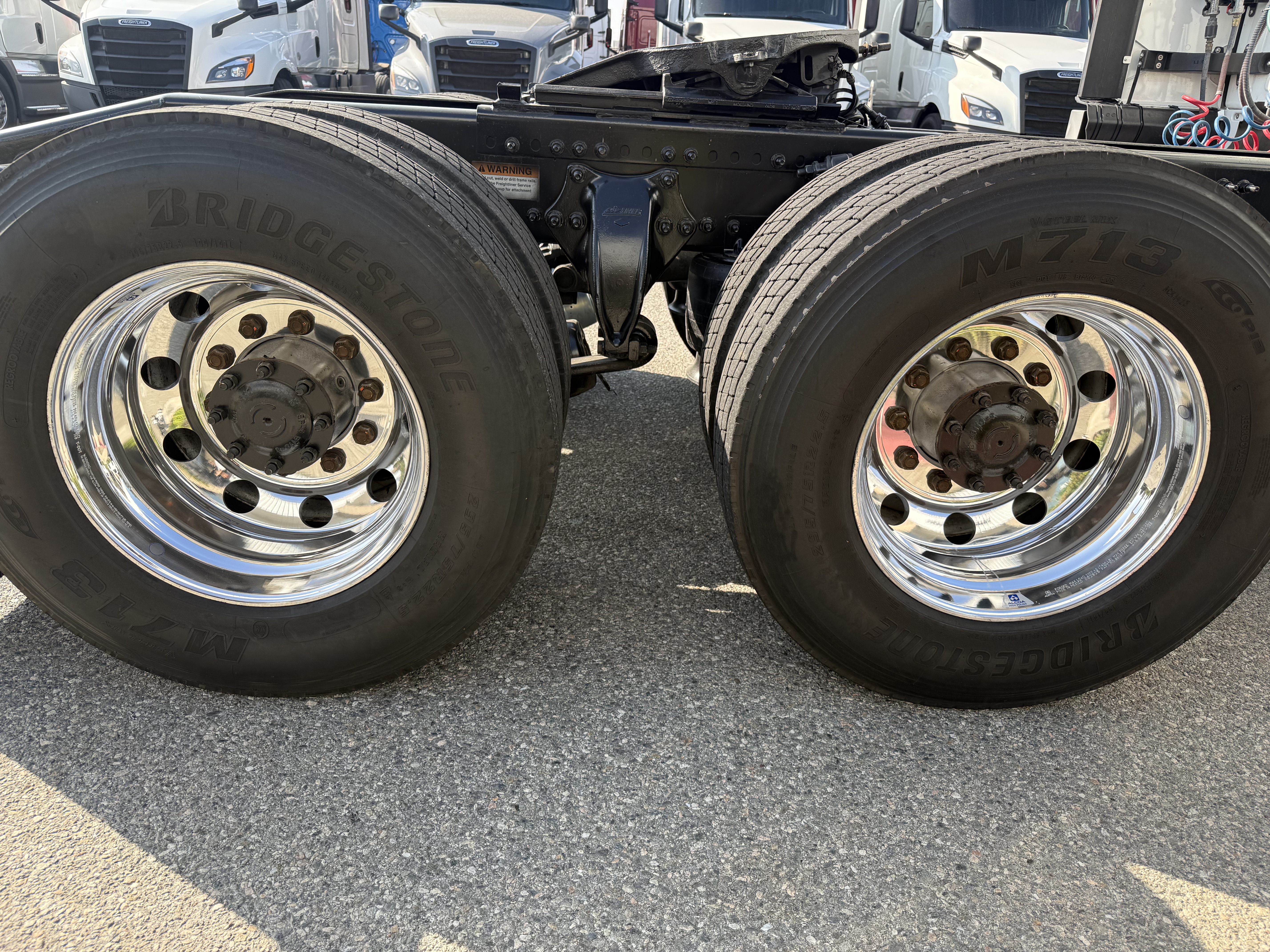 2021 FREIGHTLINER CASCADIA 126SLP - image 6