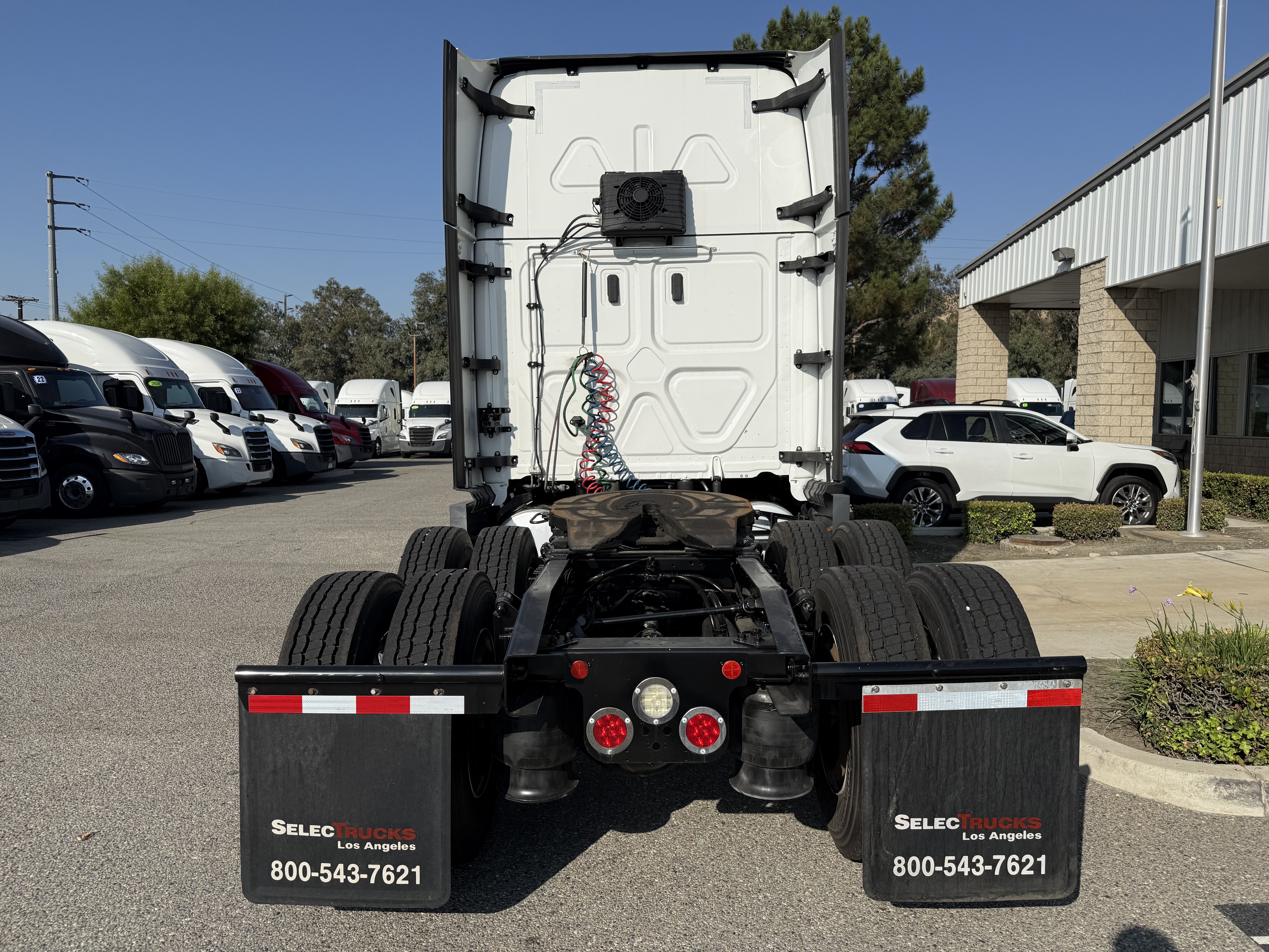 2021 FREIGHTLINER CASCADIA 126SLP - image 5