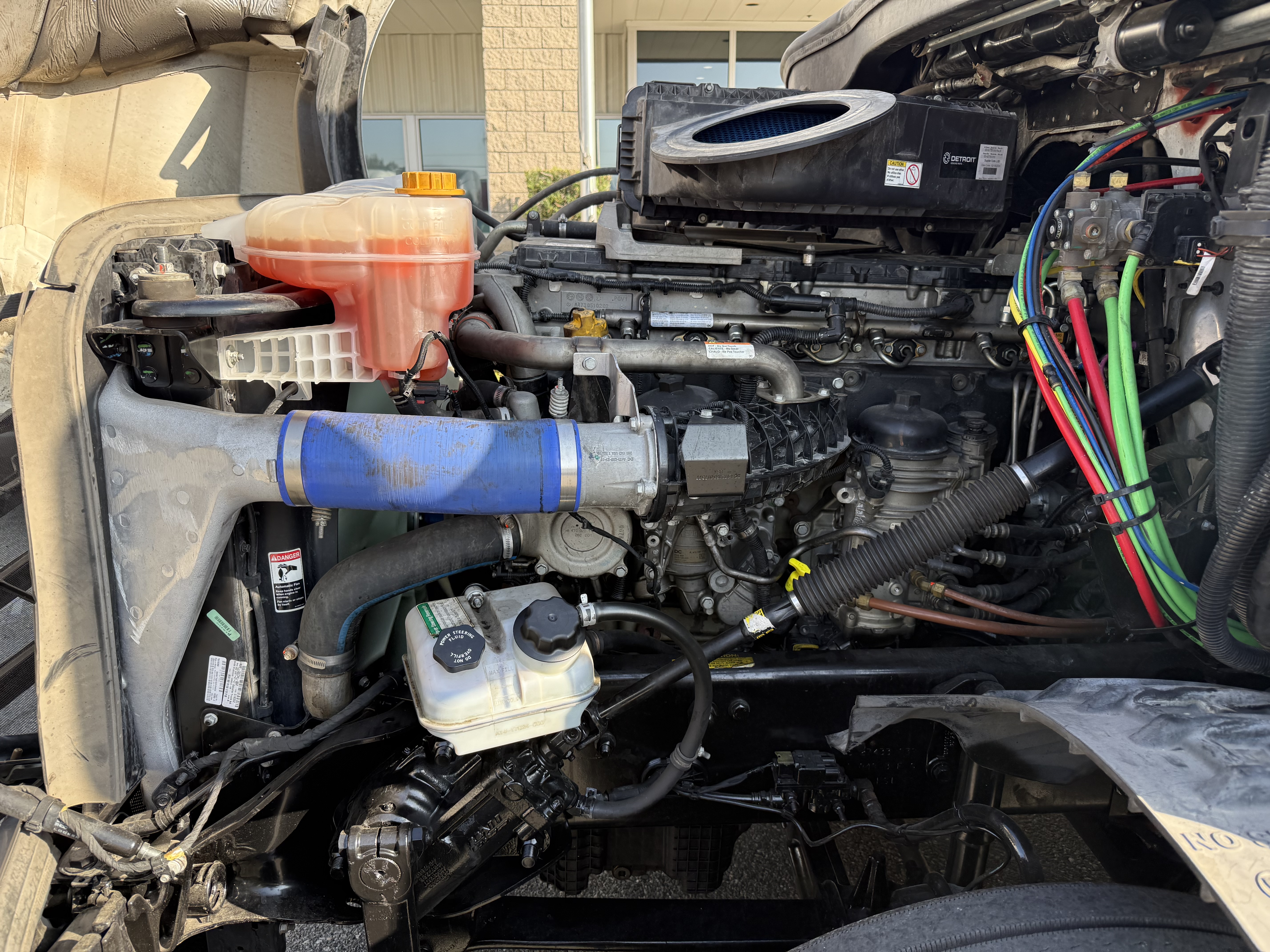 2021 FREIGHTLINER CASCADIA 126SLP - image 12