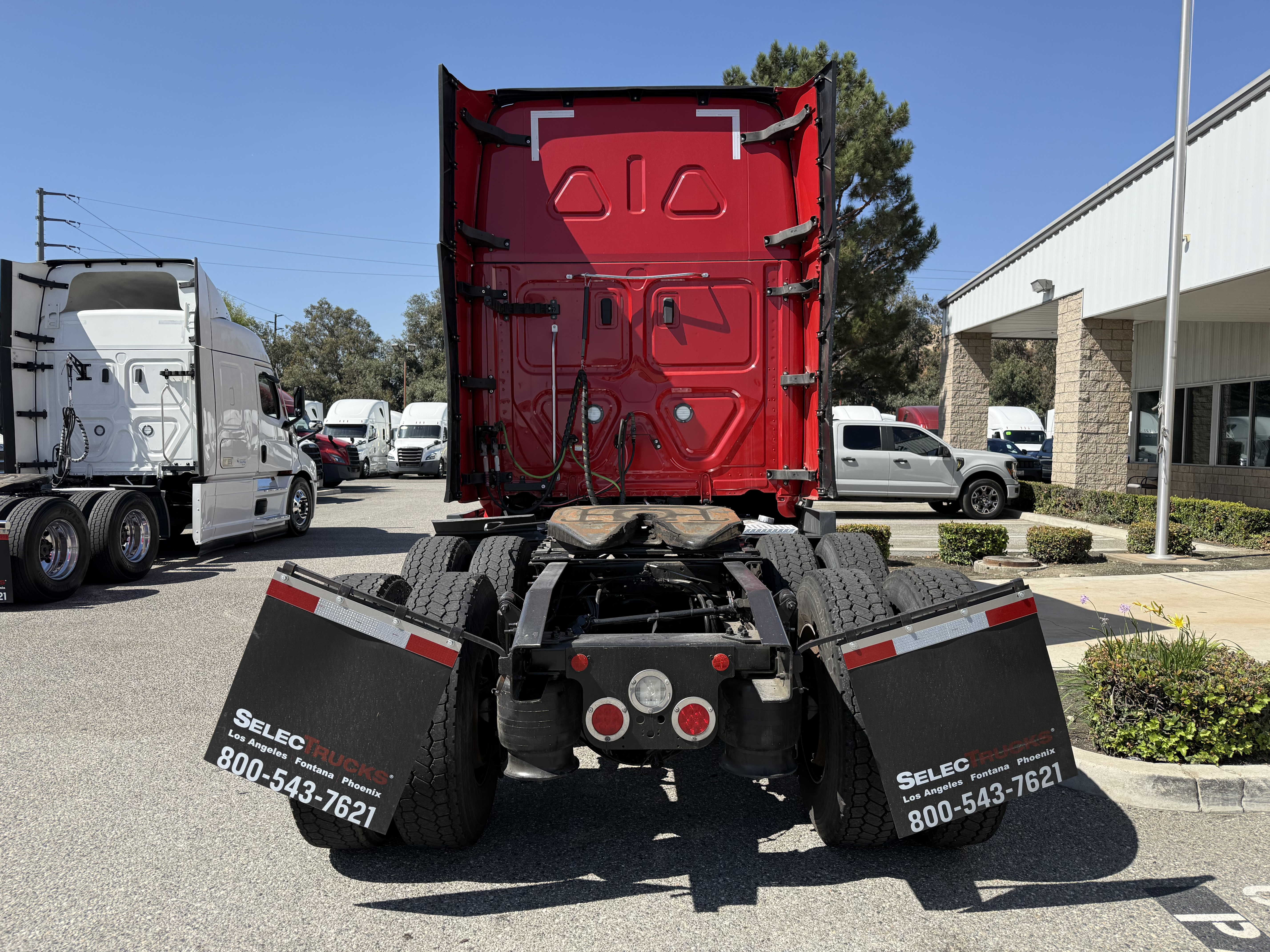 2022 FREIGHTLINER CASCADIA 126SLP - image 5