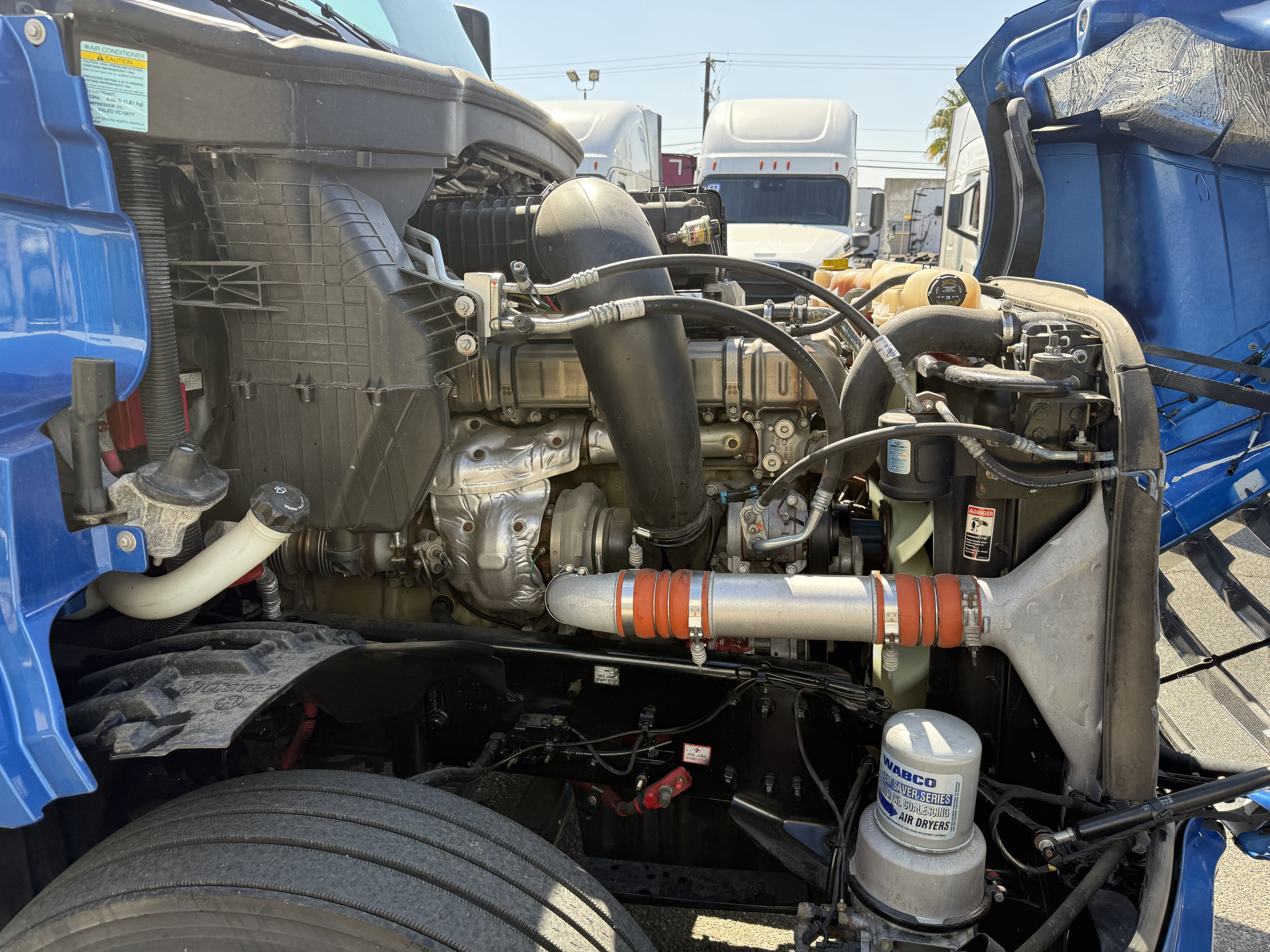 2020 FREIGHTLINER CASCADIA 126SLP - image 11