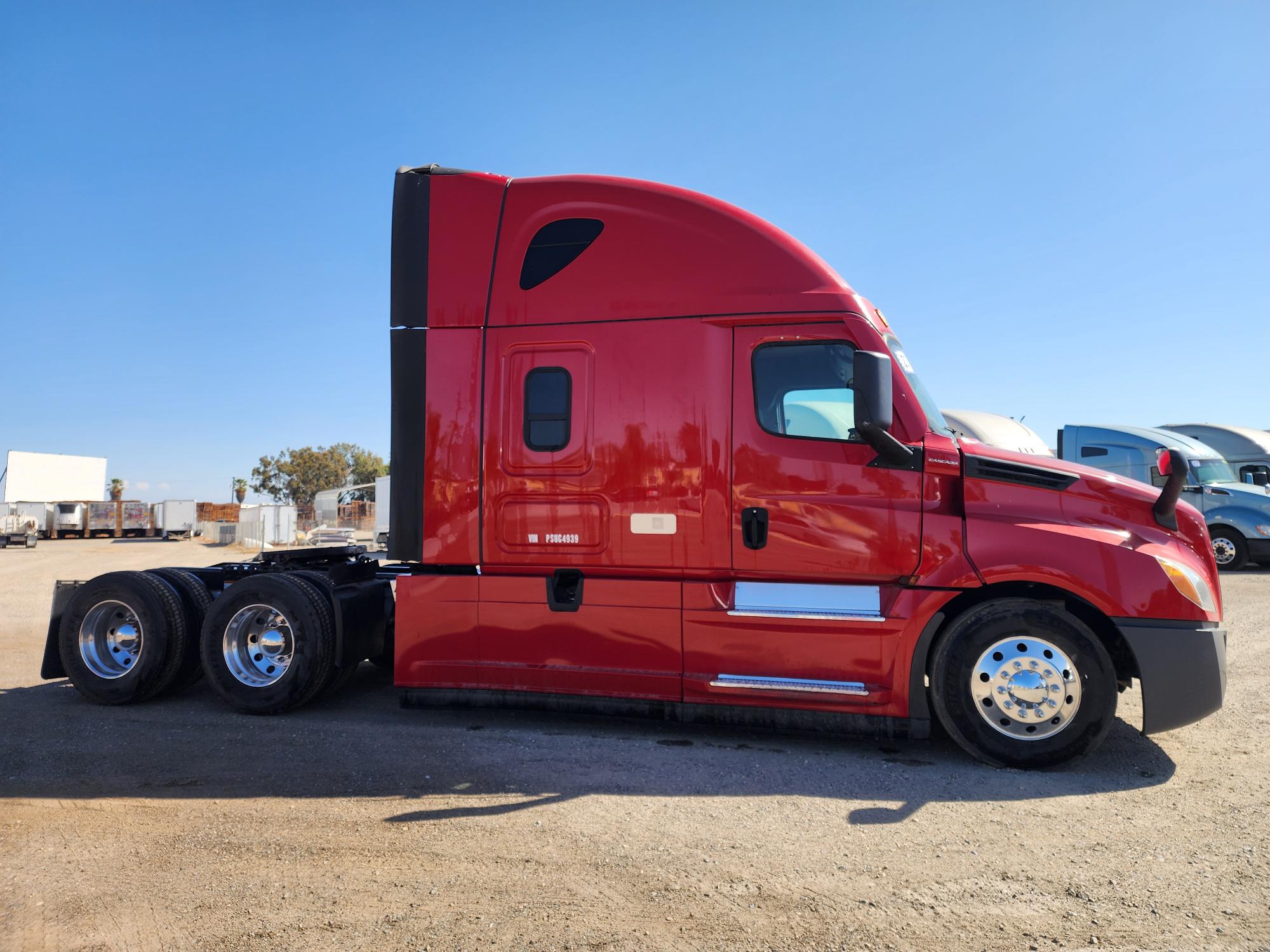 2023 FREIGHTLINER CASCADIA 126SLP - image 6