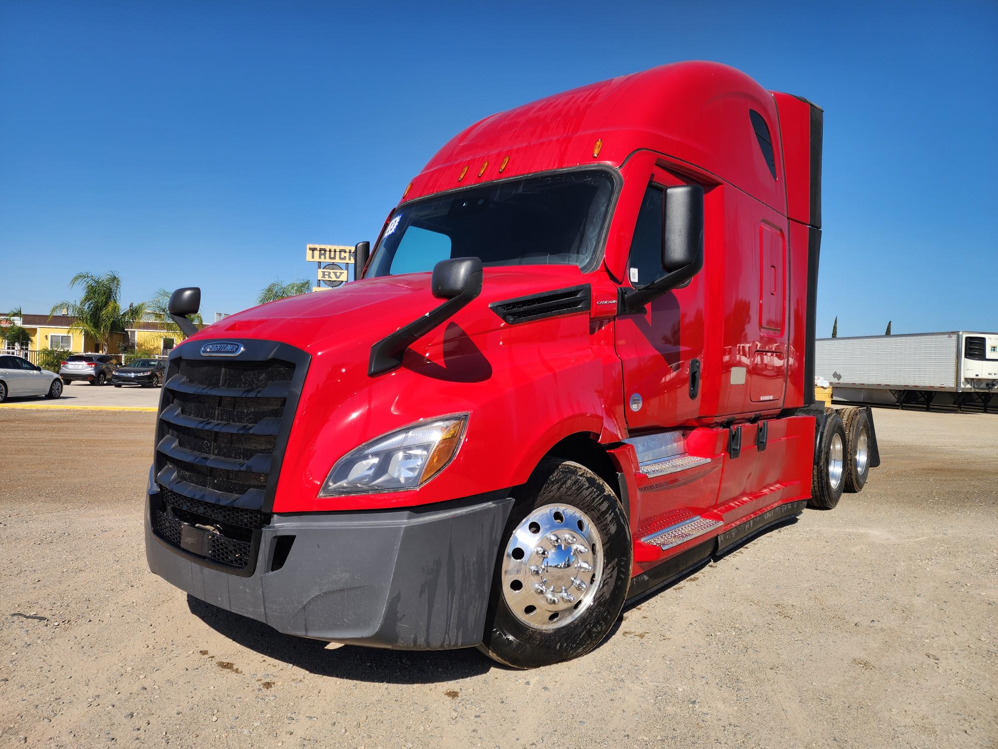 2023 FREIGHTLINER CASCADIA 126SLP - image 1
