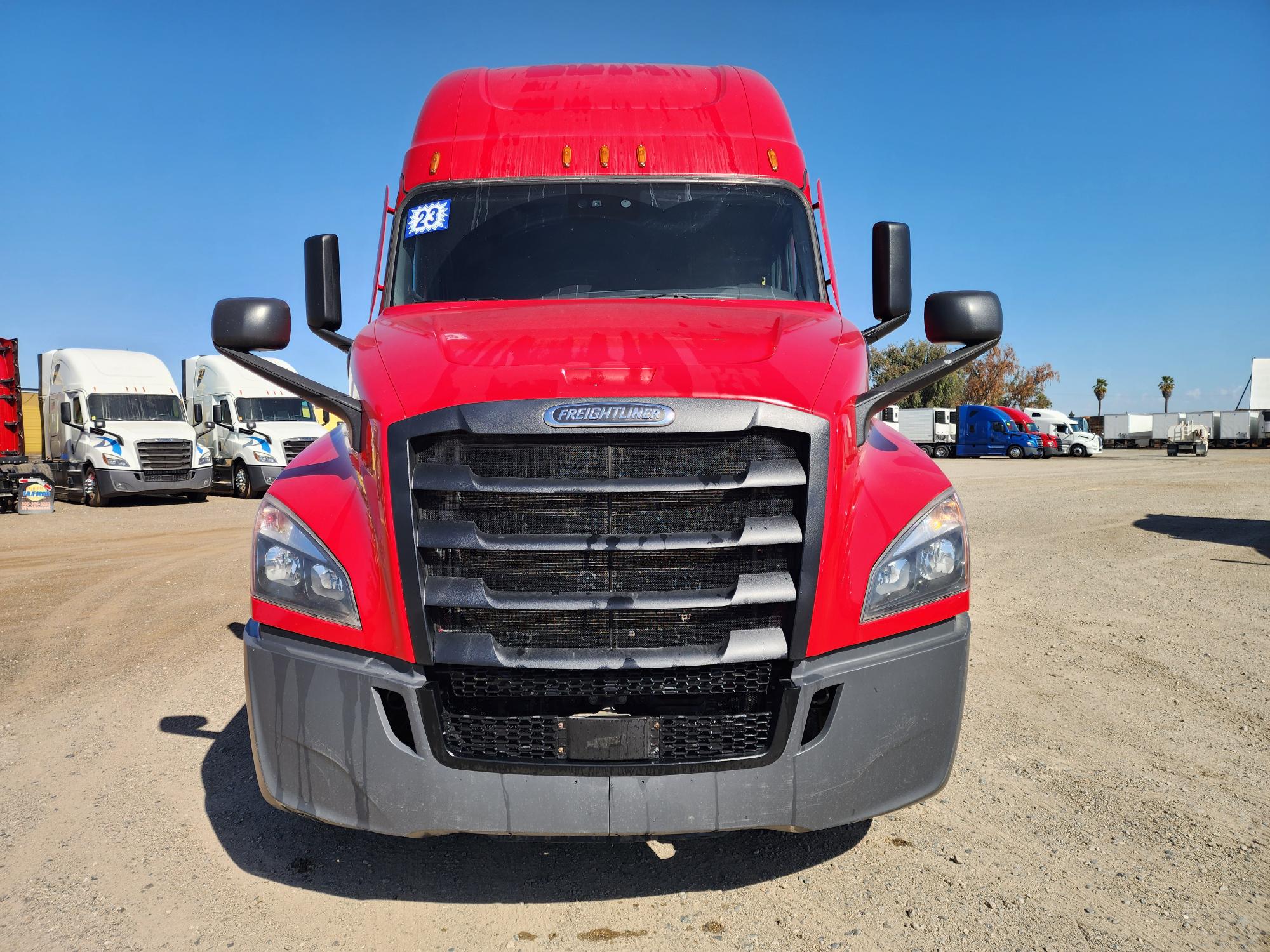 2023 FREIGHTLINER CASCADIA 126SLP - image 2