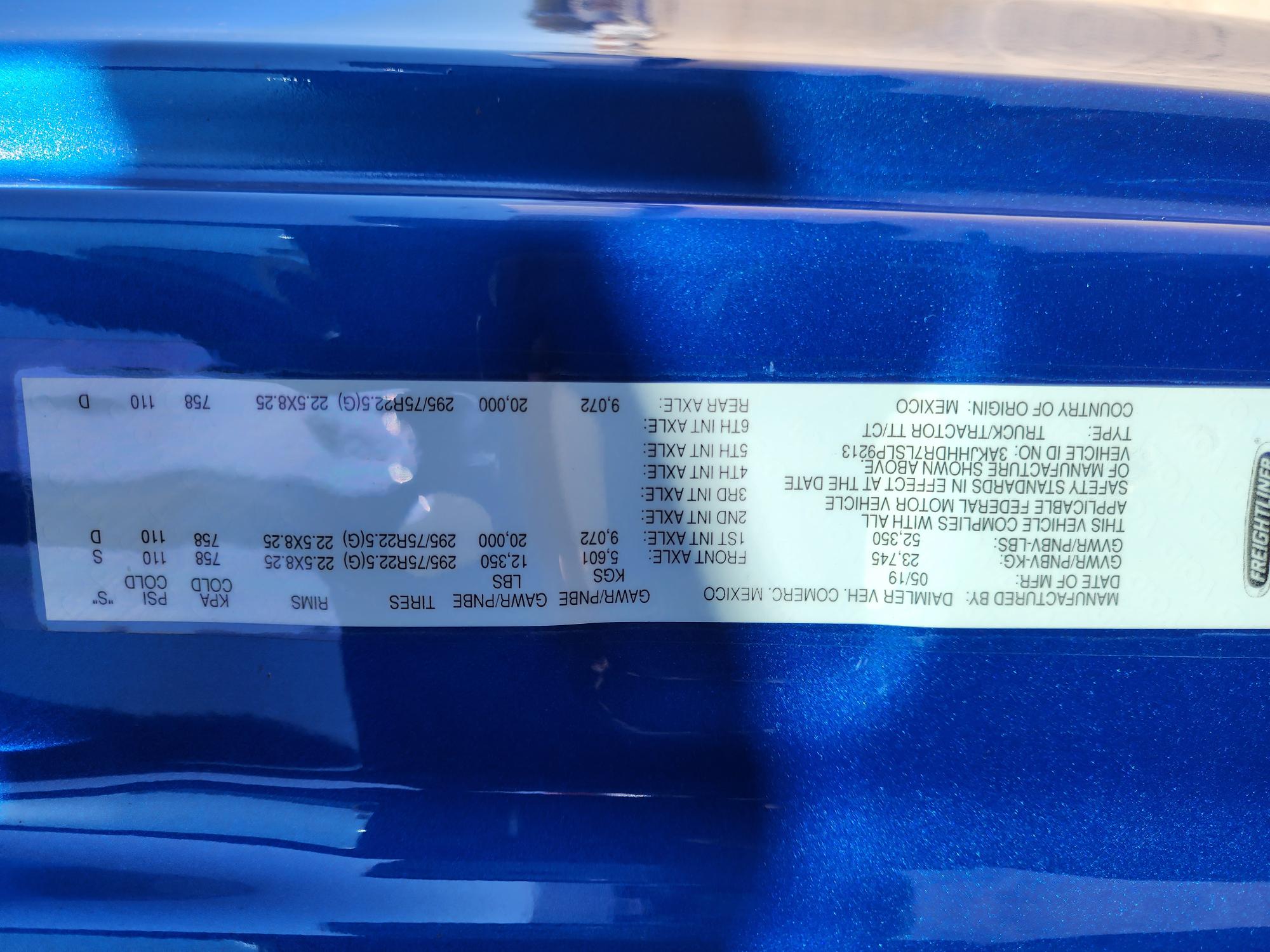 2020 FREIGHTLINER CASCADIA 126SLP - image 23