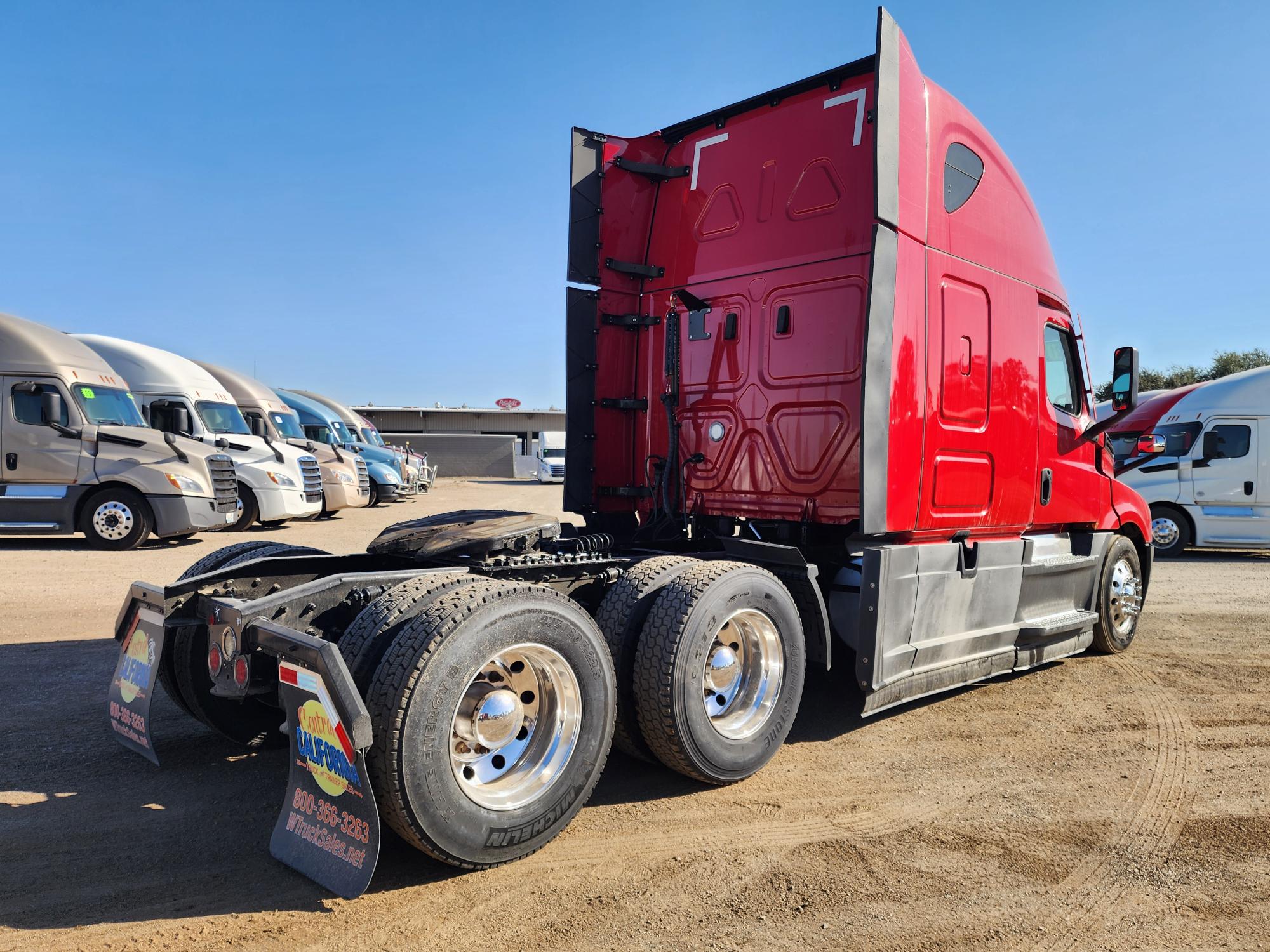 2021 FREIGHTLINER CASCADIA 126SLP - image 6