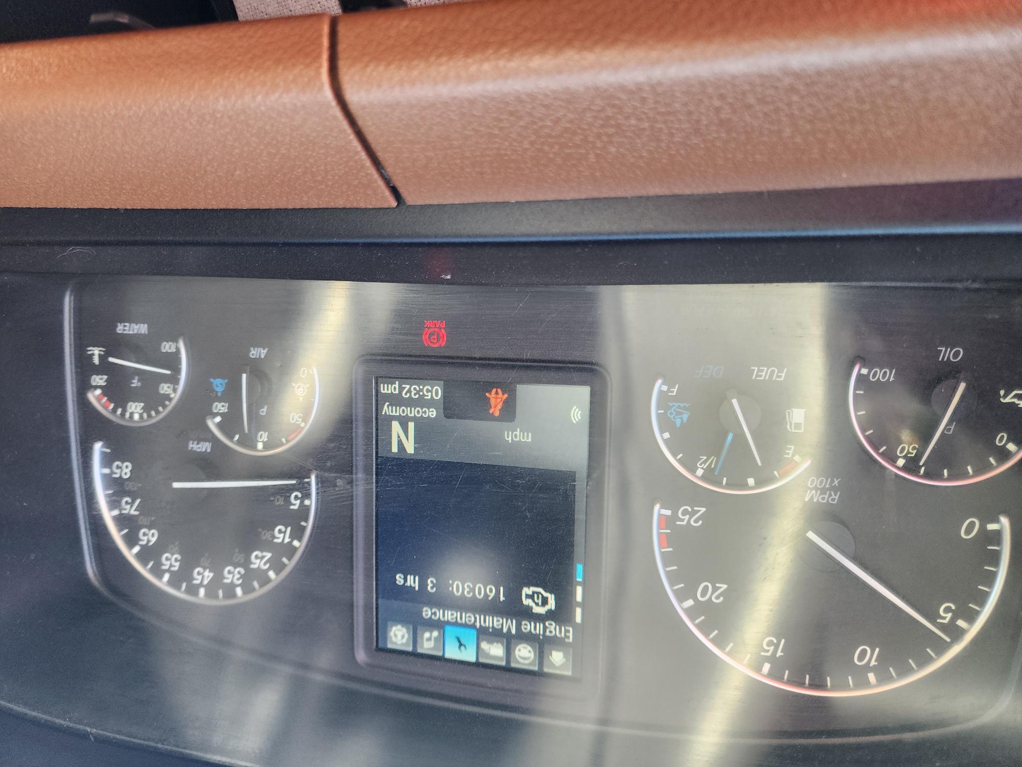 2021 FREIGHTLINER CASCADIA 126SLP - image 16