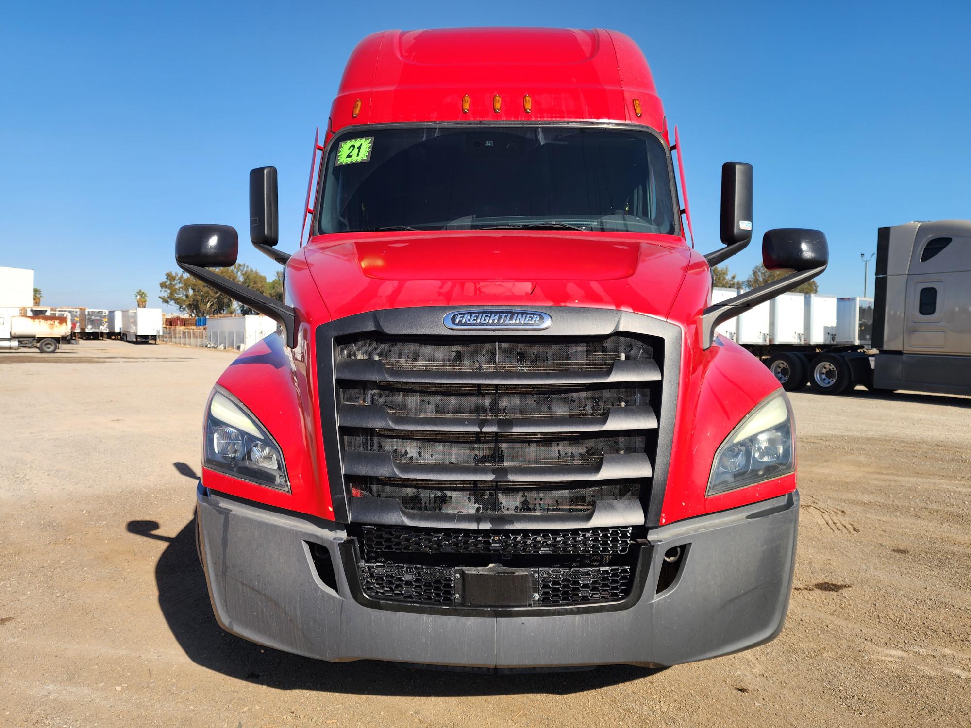2021 FREIGHTLINER CASCADIA 126SLP - image 2