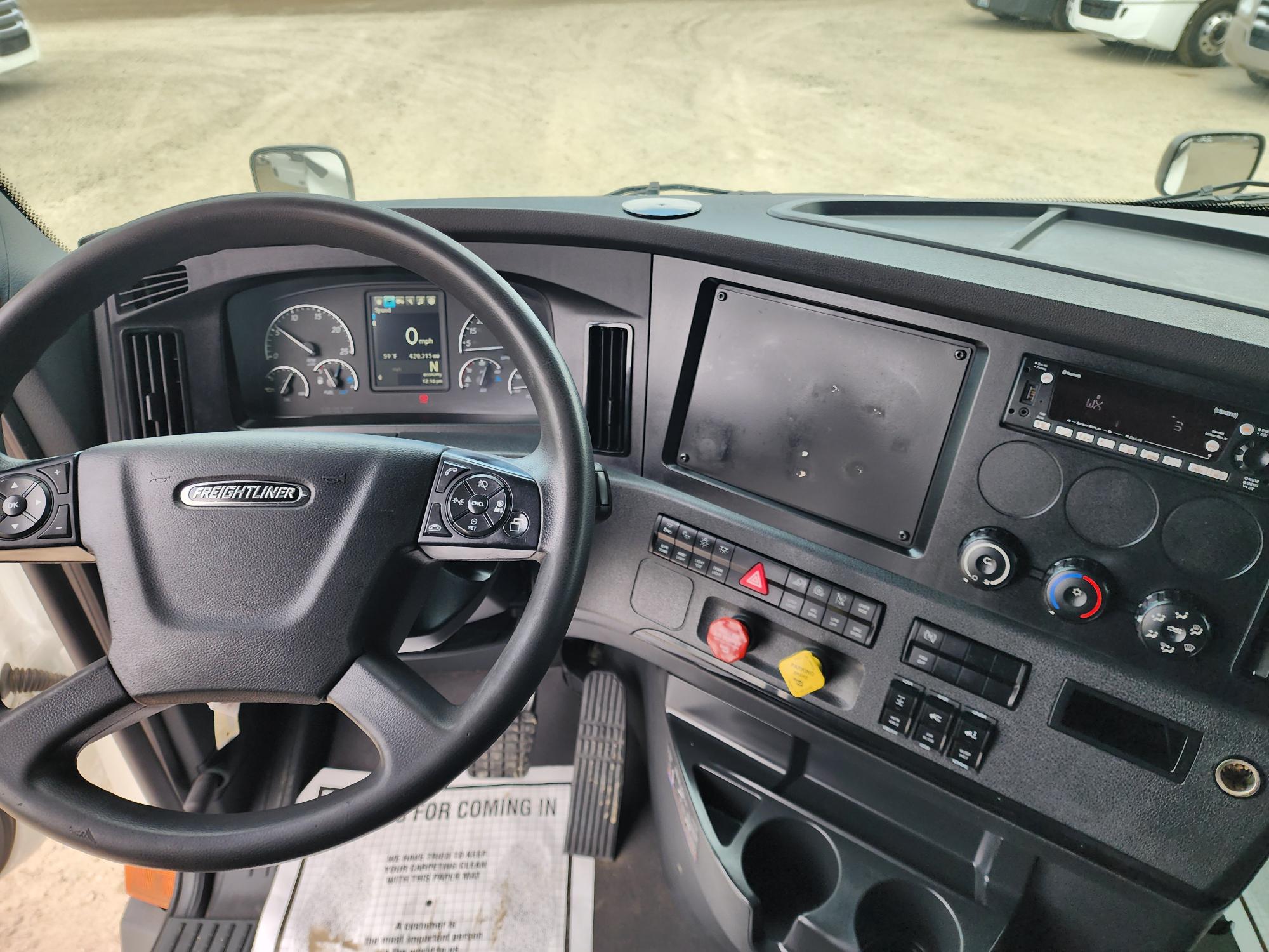 2023 FREIGHTLINER CASCADIA 126SLP - image 20