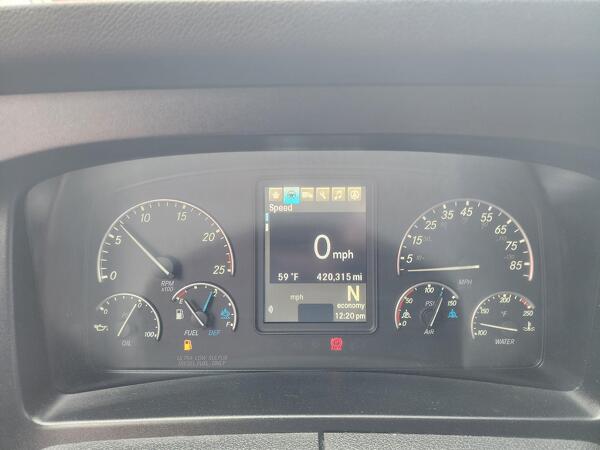 FREIGHTLINER CASCADIA 126SLP 2023