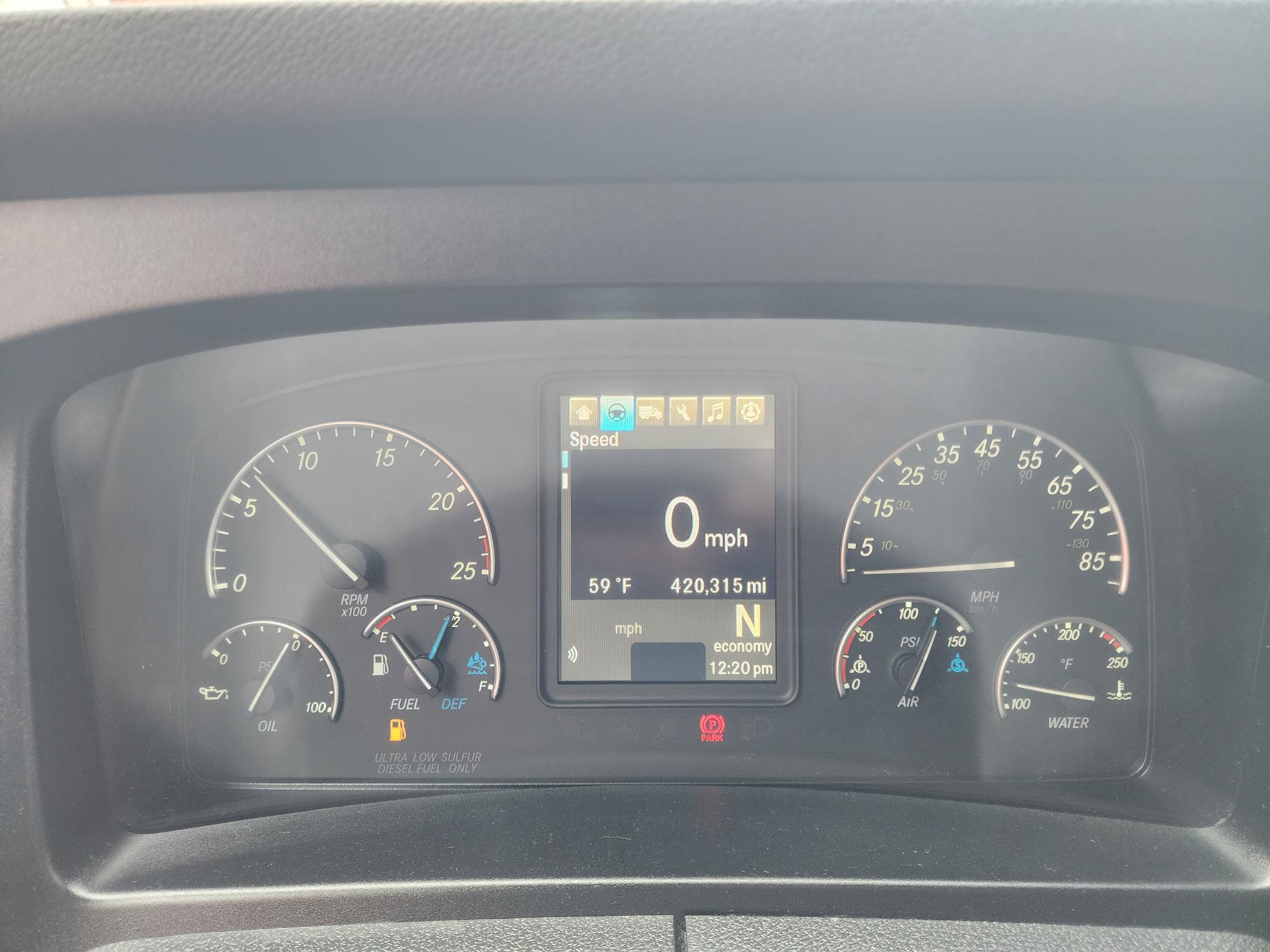 2023 FREIGHTLINER CASCADIA 126SLP - image 17