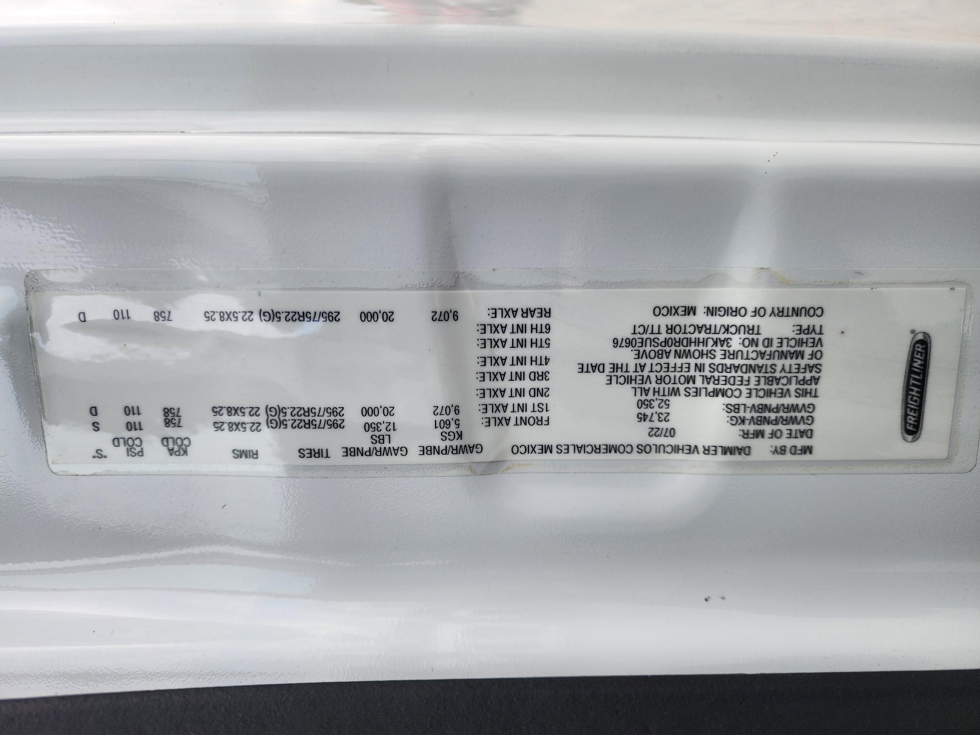 2023 FREIGHTLINER CASCADIA 126SLP - image 25