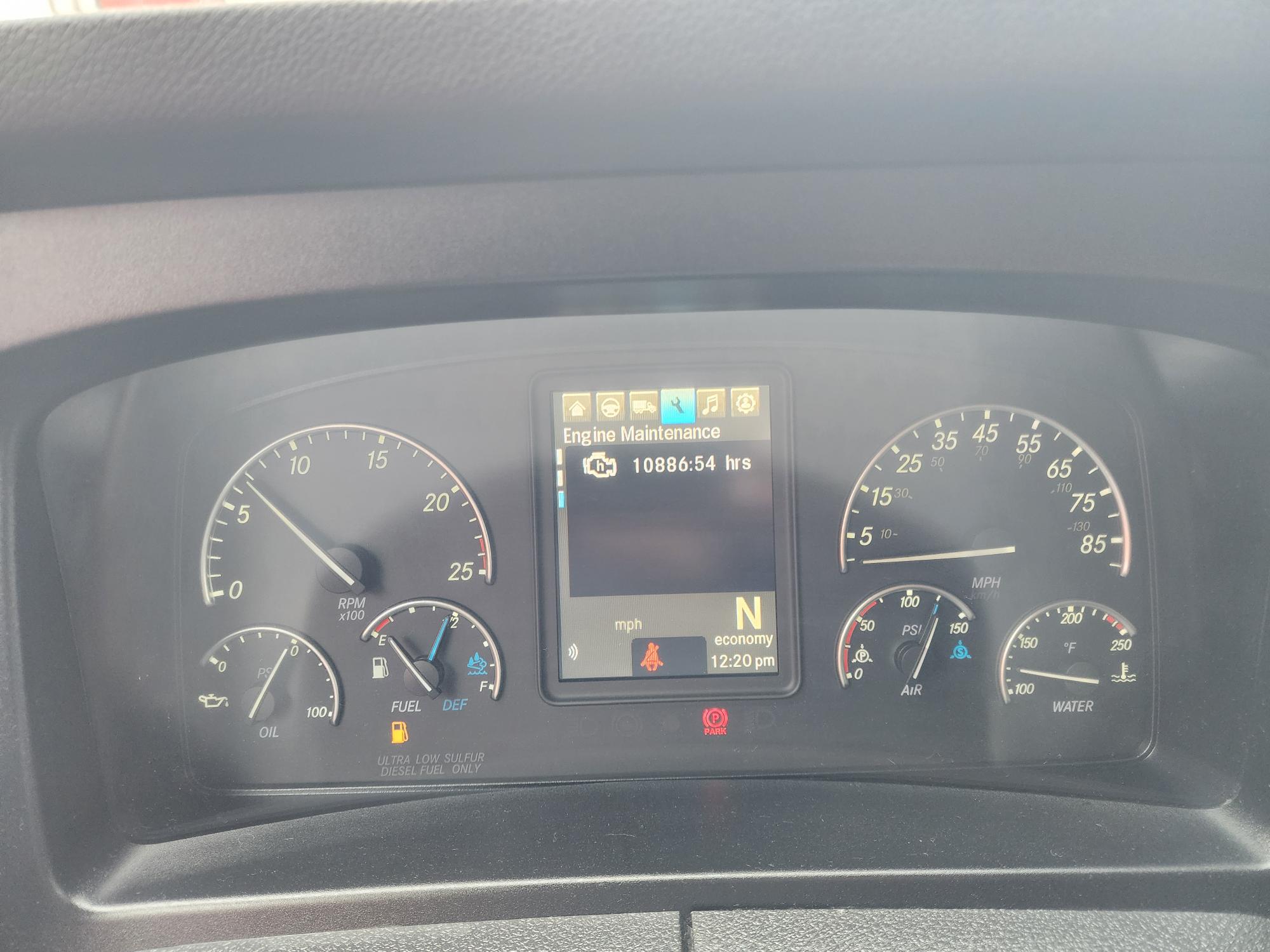 2023 FREIGHTLINER CASCADIA 126SLP - image 16