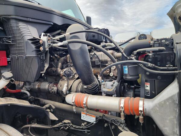 FREIGHTLINER CASCADIA 126SLP 2023