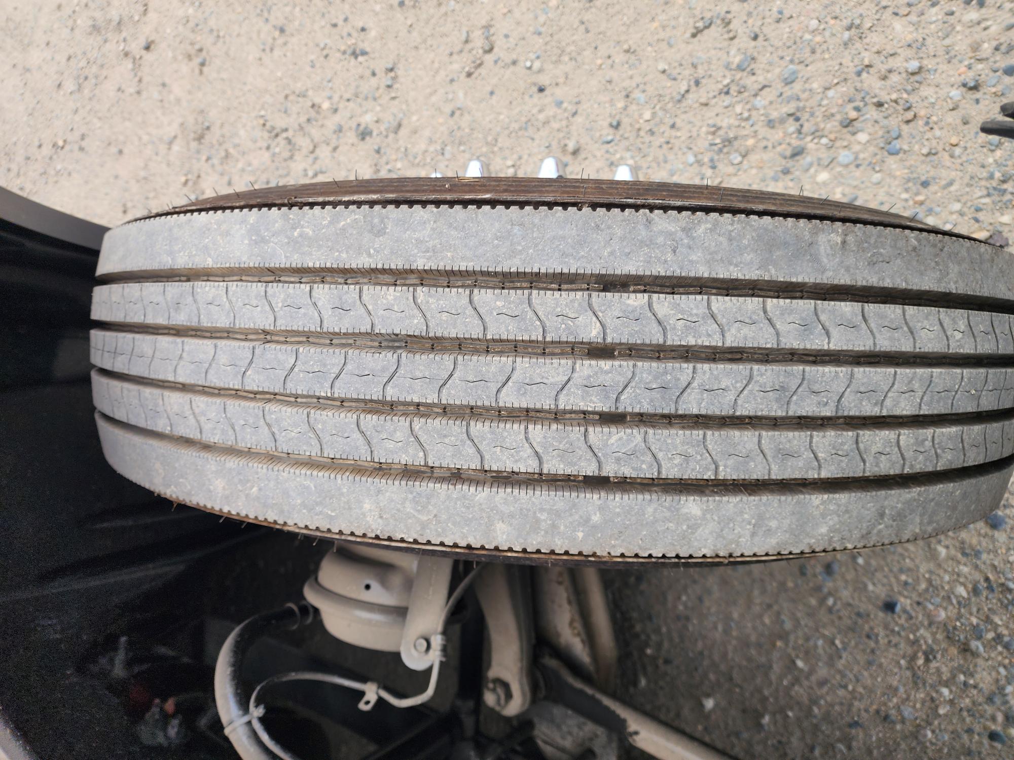 2023 FREIGHTLINER CASCADIA 126SLP - image 11