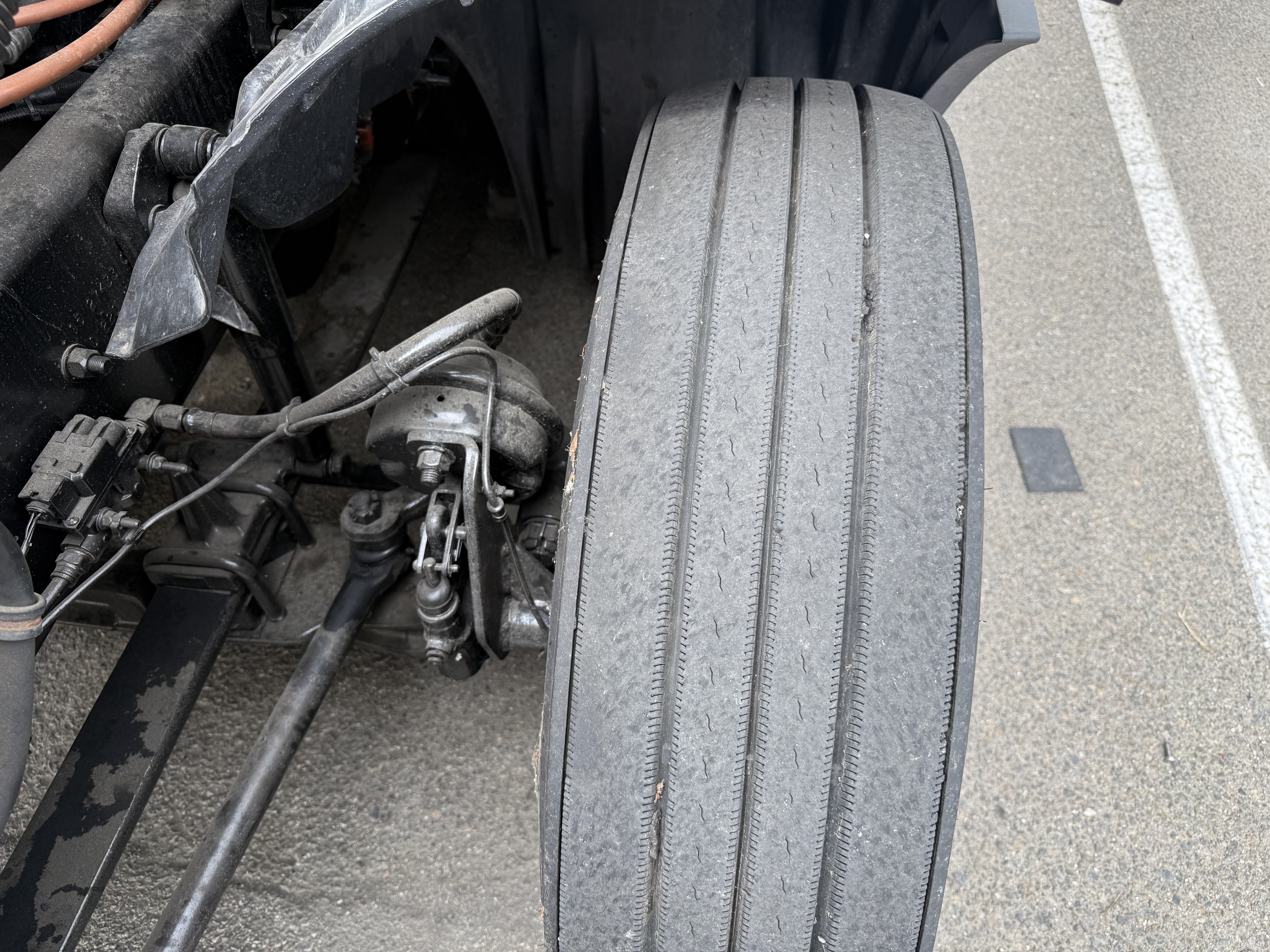 2021 FREIGHTLINER CASCADIA 126SLP - image 15