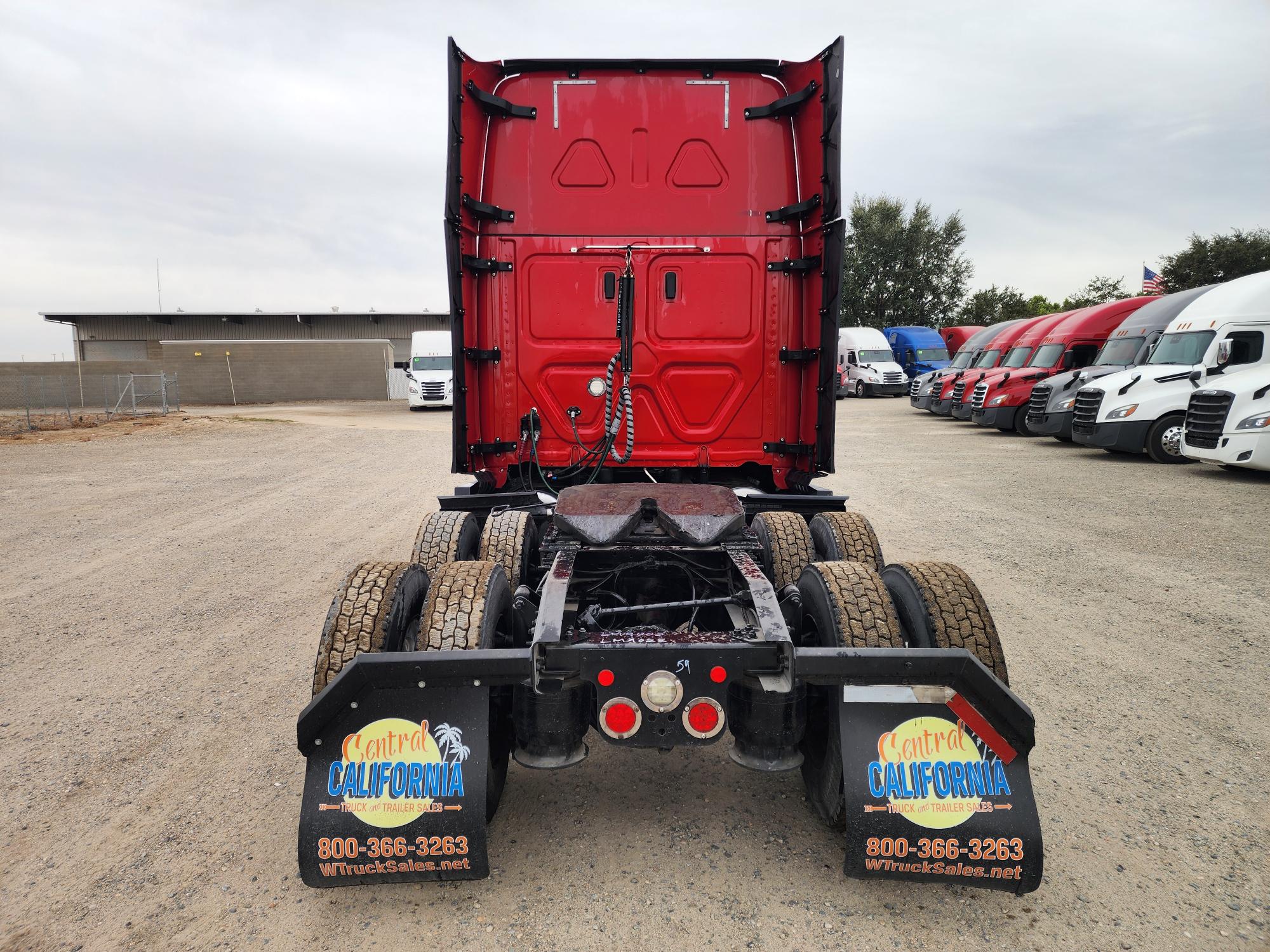 2020 FREIGHTLINER CASCADIA 126SLP - image 5