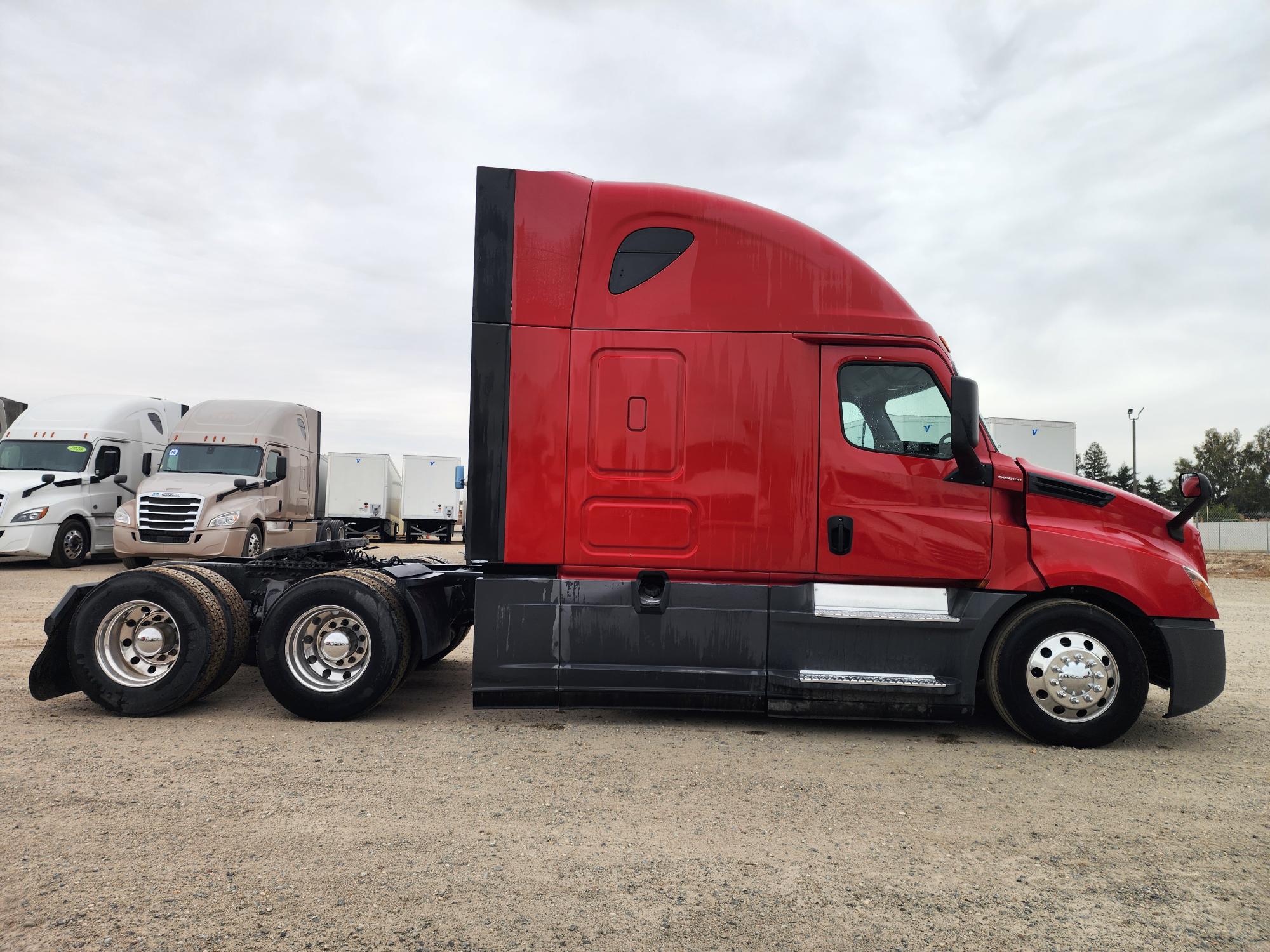 2020 FREIGHTLINER CASCADIA 126SLP - image 7