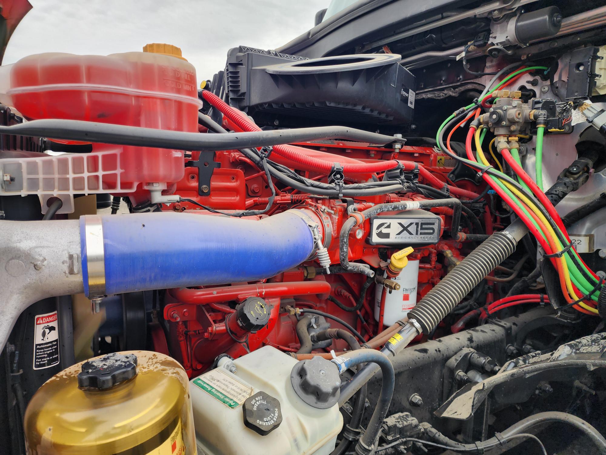 2020 FREIGHTLINER CASCADIA 126SLP - image 10