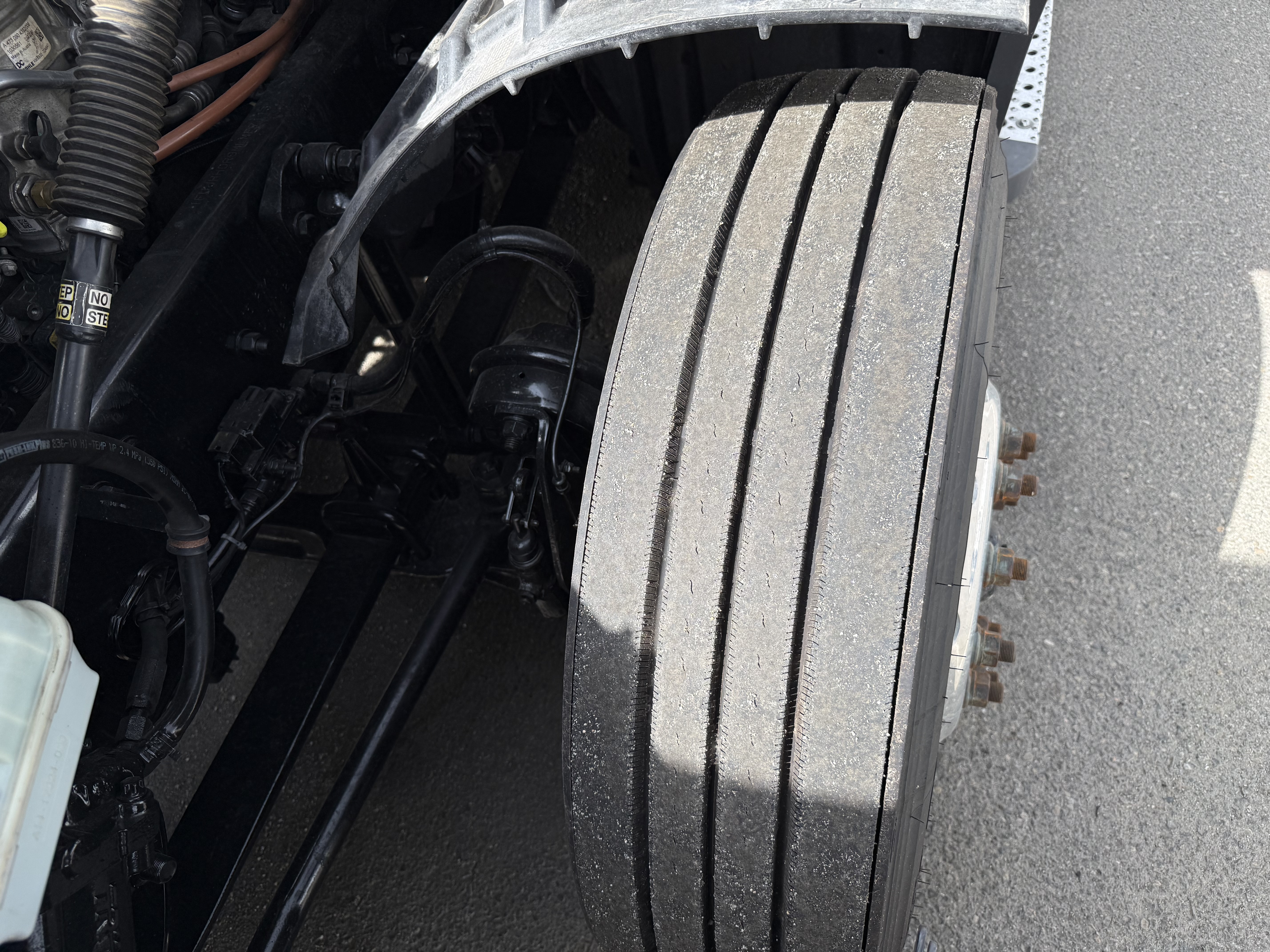 2021 FREIGHTLINER CASCADIA 126SLP - image 14