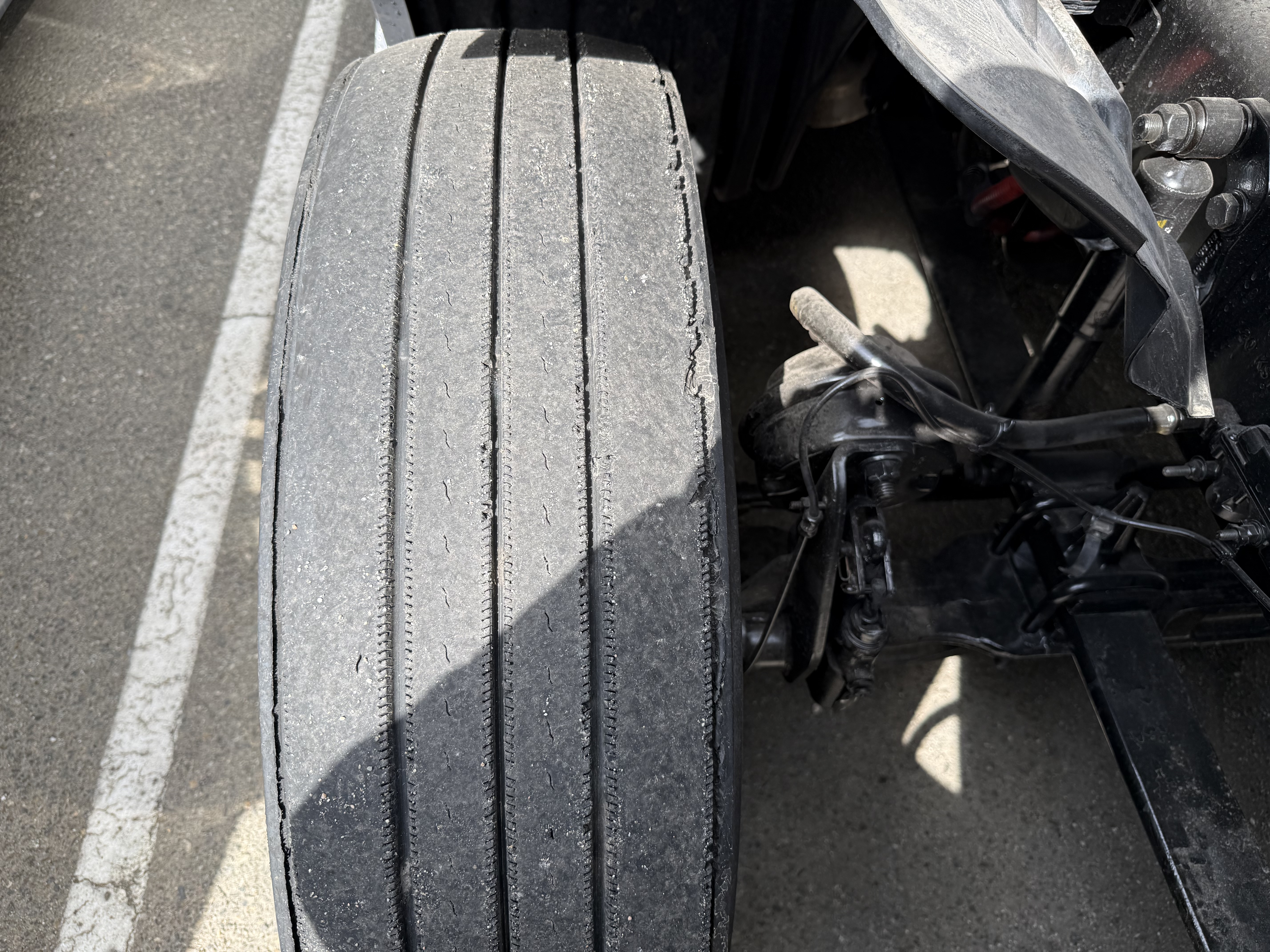 2021 FREIGHTLINER CASCADIA 126SLP - image 13