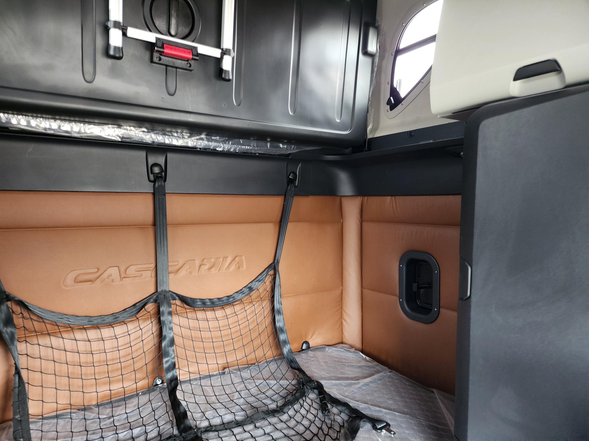 2020 FREIGHTLINER CASCADIA 126SLP - image 17