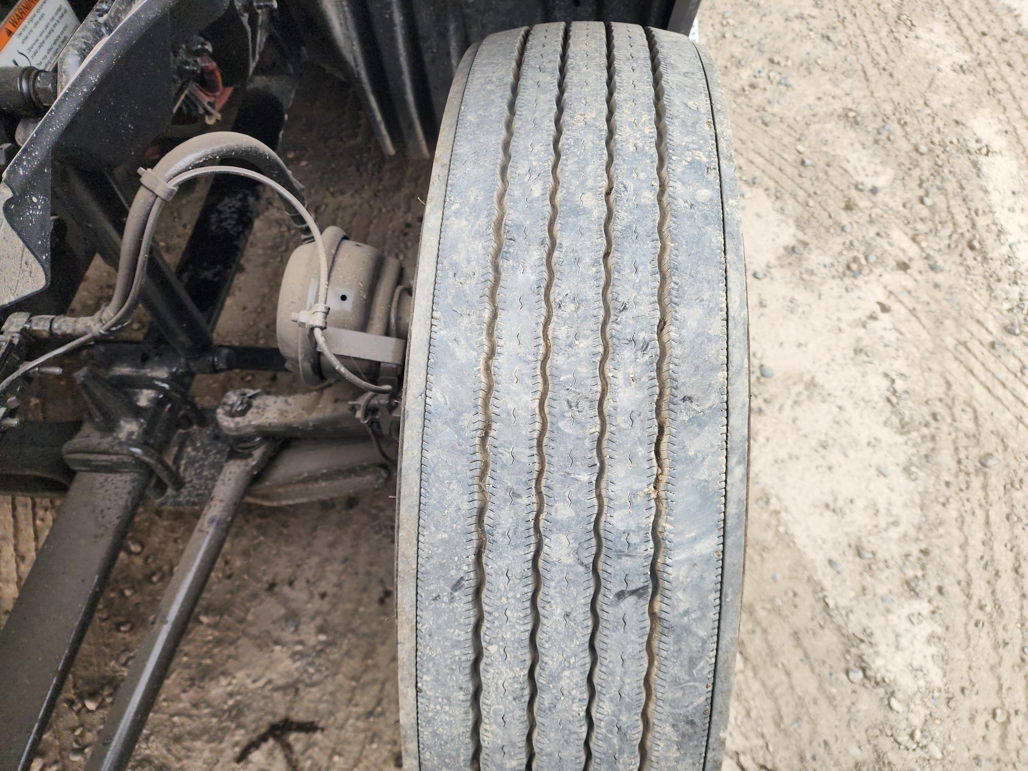 2020 FREIGHTLINER CASCADIA 126SLP - image 12