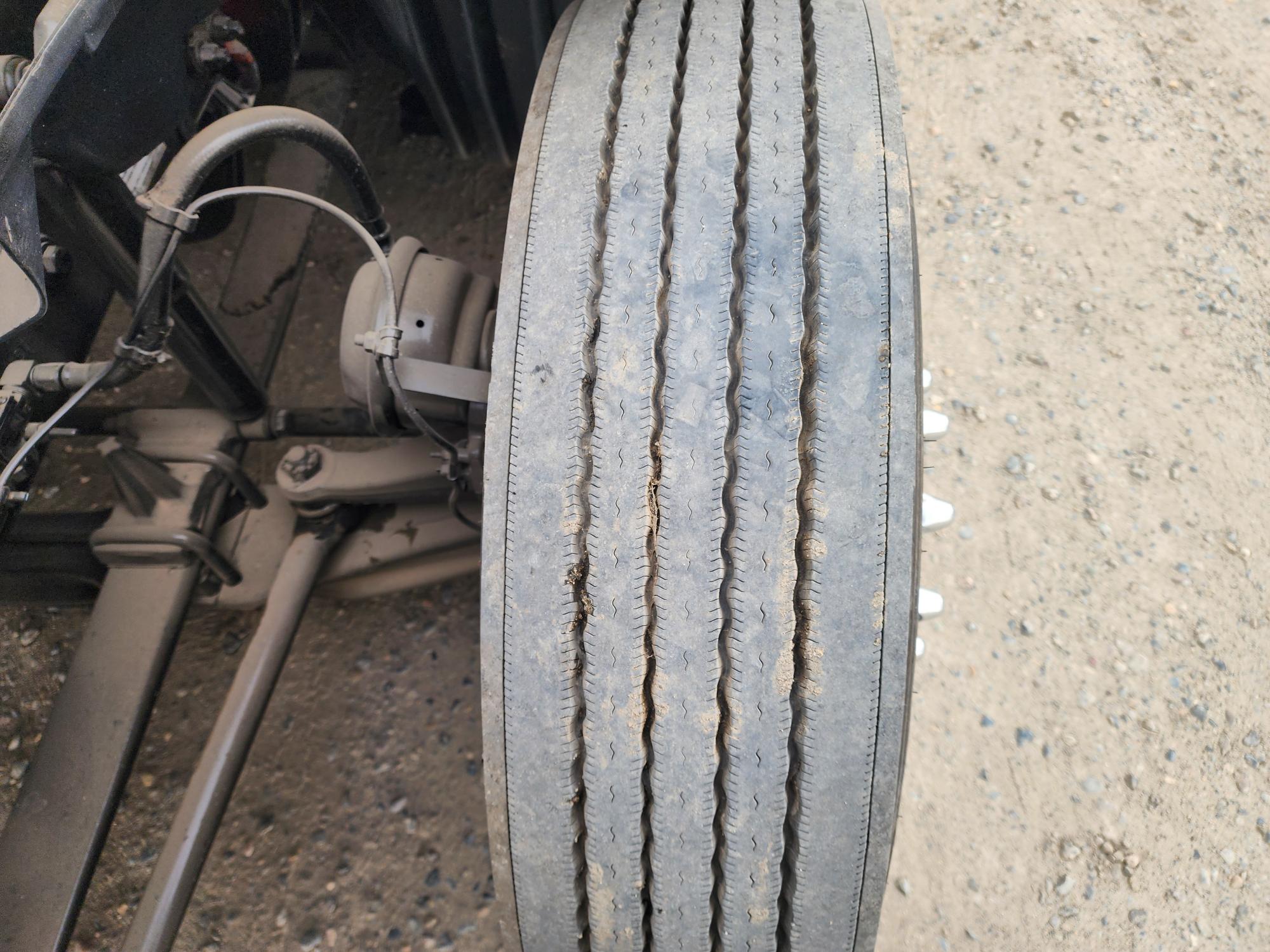 2022 FREIGHTLINER CASCADIA 126SLP - image 12