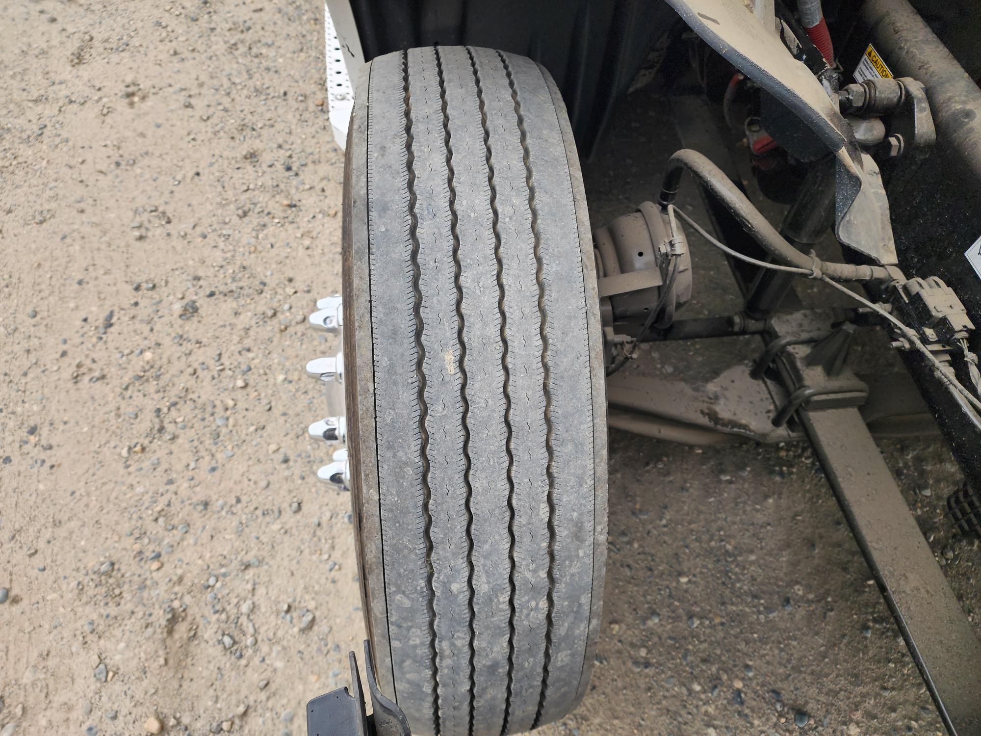 2022 FREIGHTLINER CASCADIA 126SLP - image 11