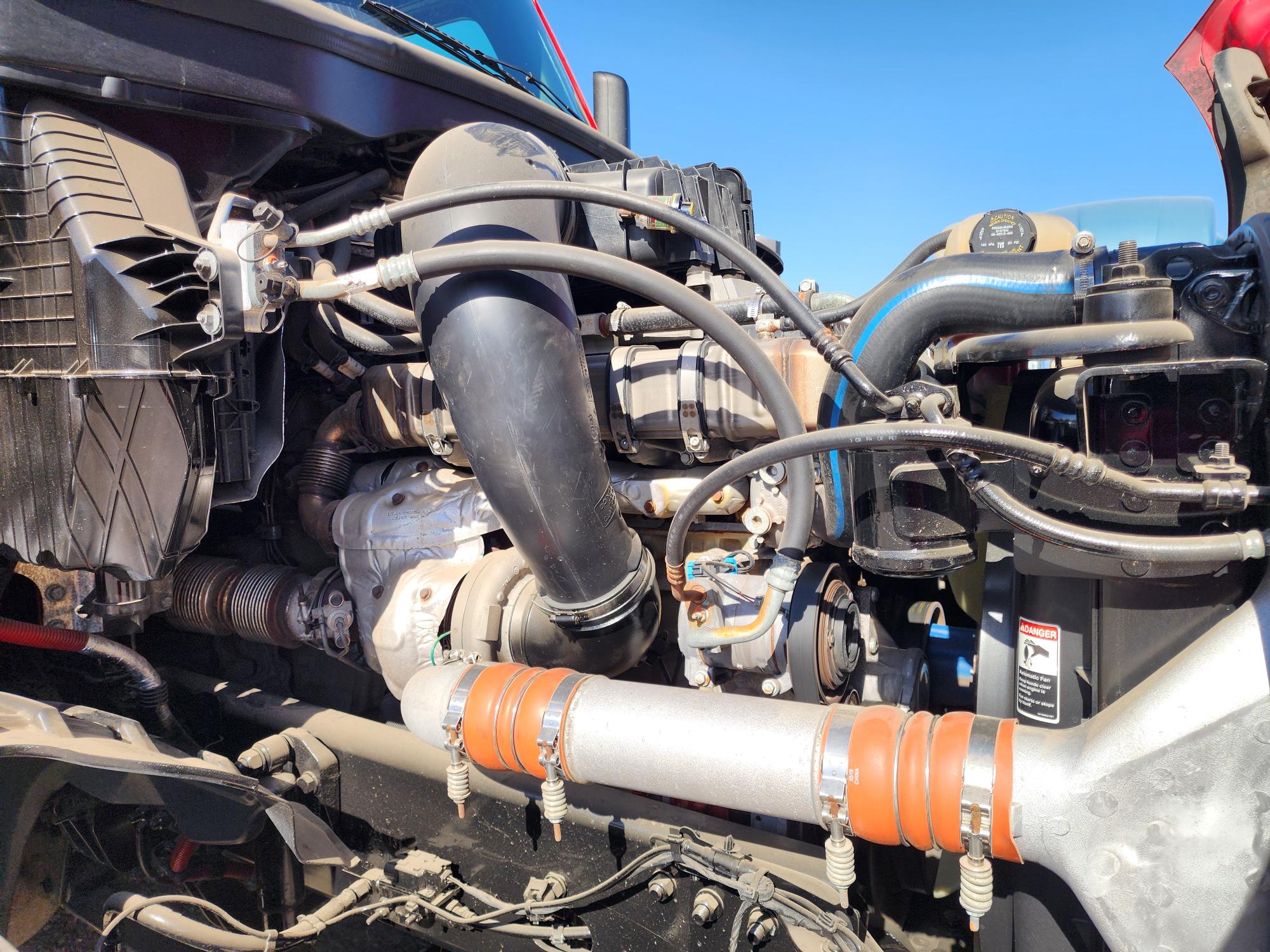 2020 FREIGHTLINER CASCADIA 126SLP - image 10