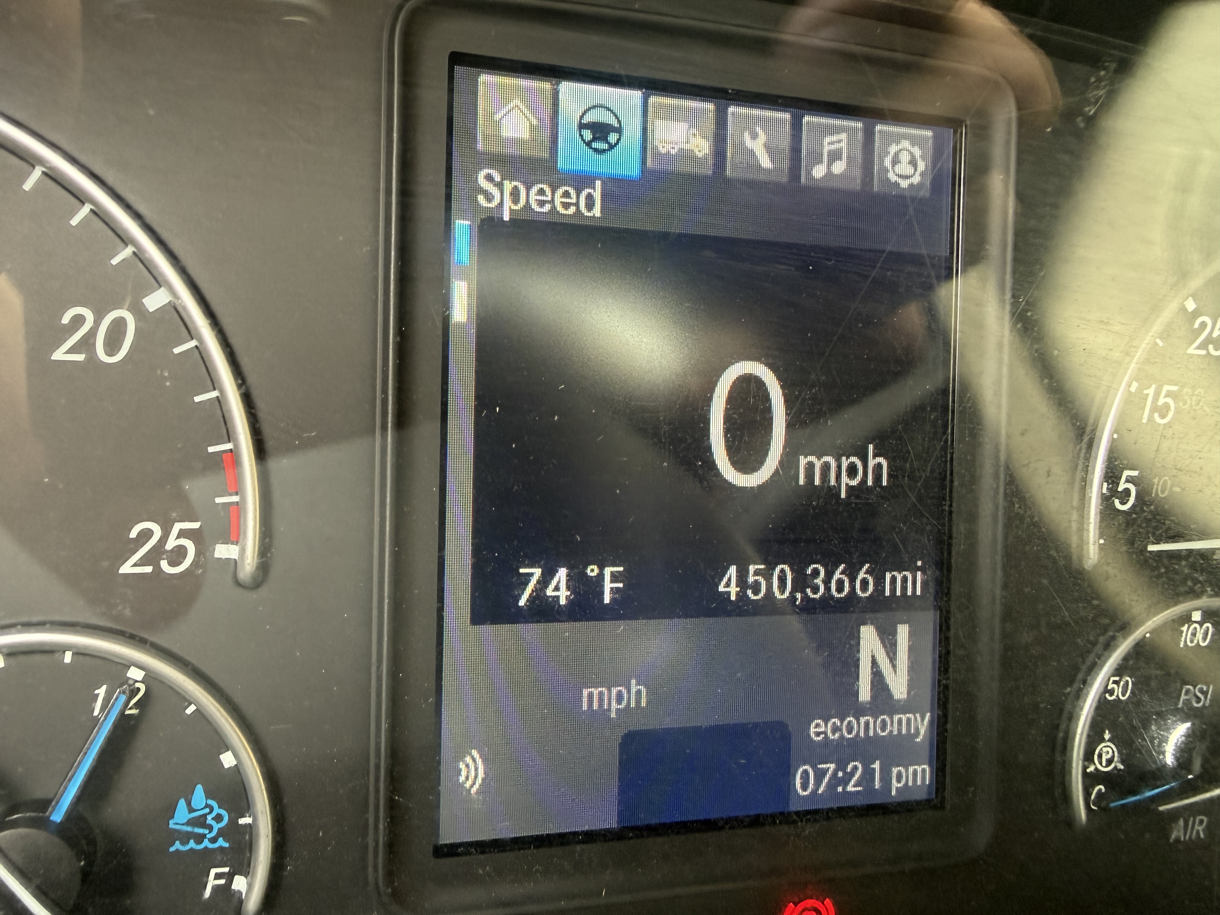 2023 FREIGHTLINER CASCADIA 126SLP - image 15