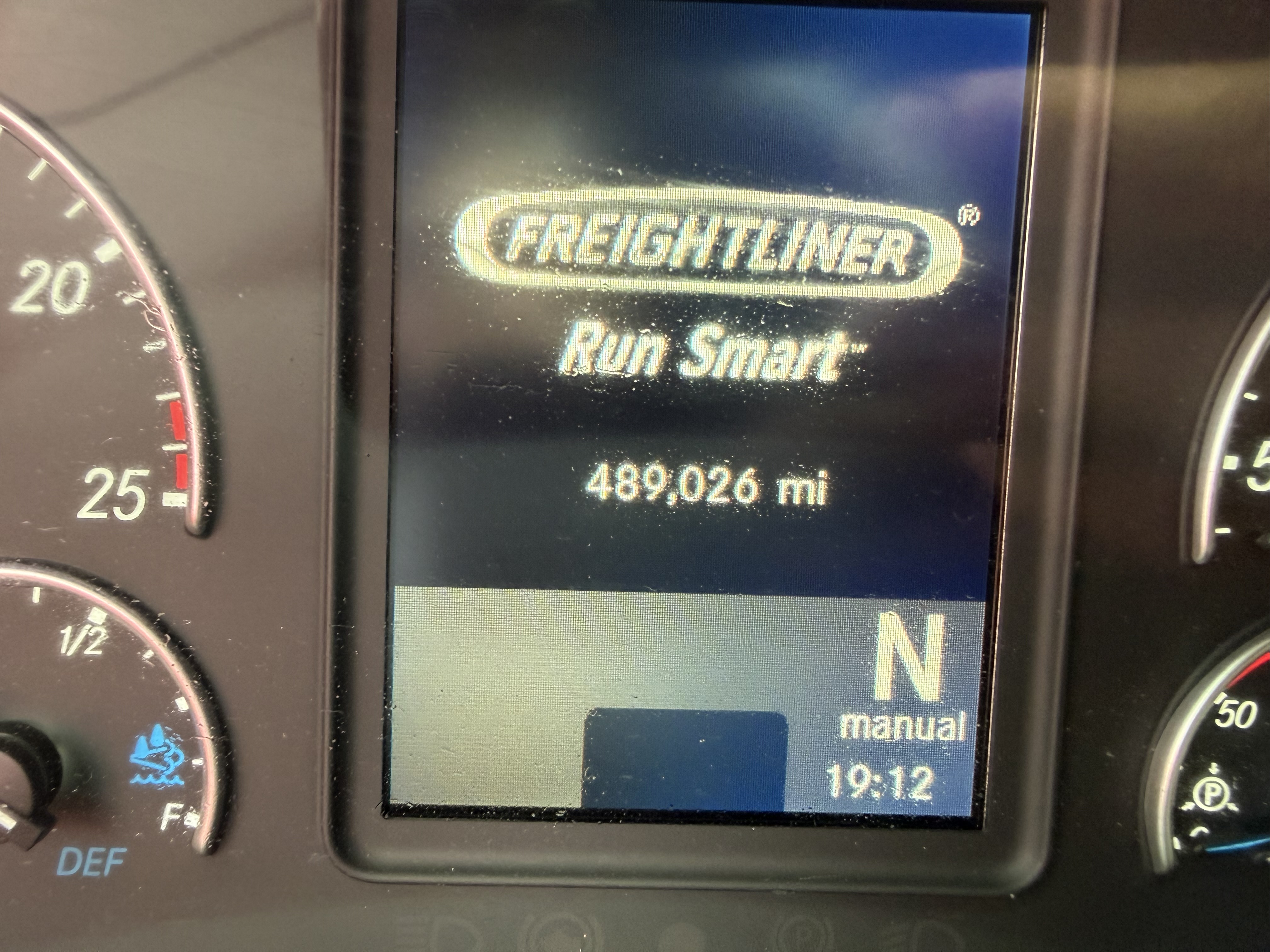 2021 FREIGHTLINER CASCADIA 126SLP - image 15