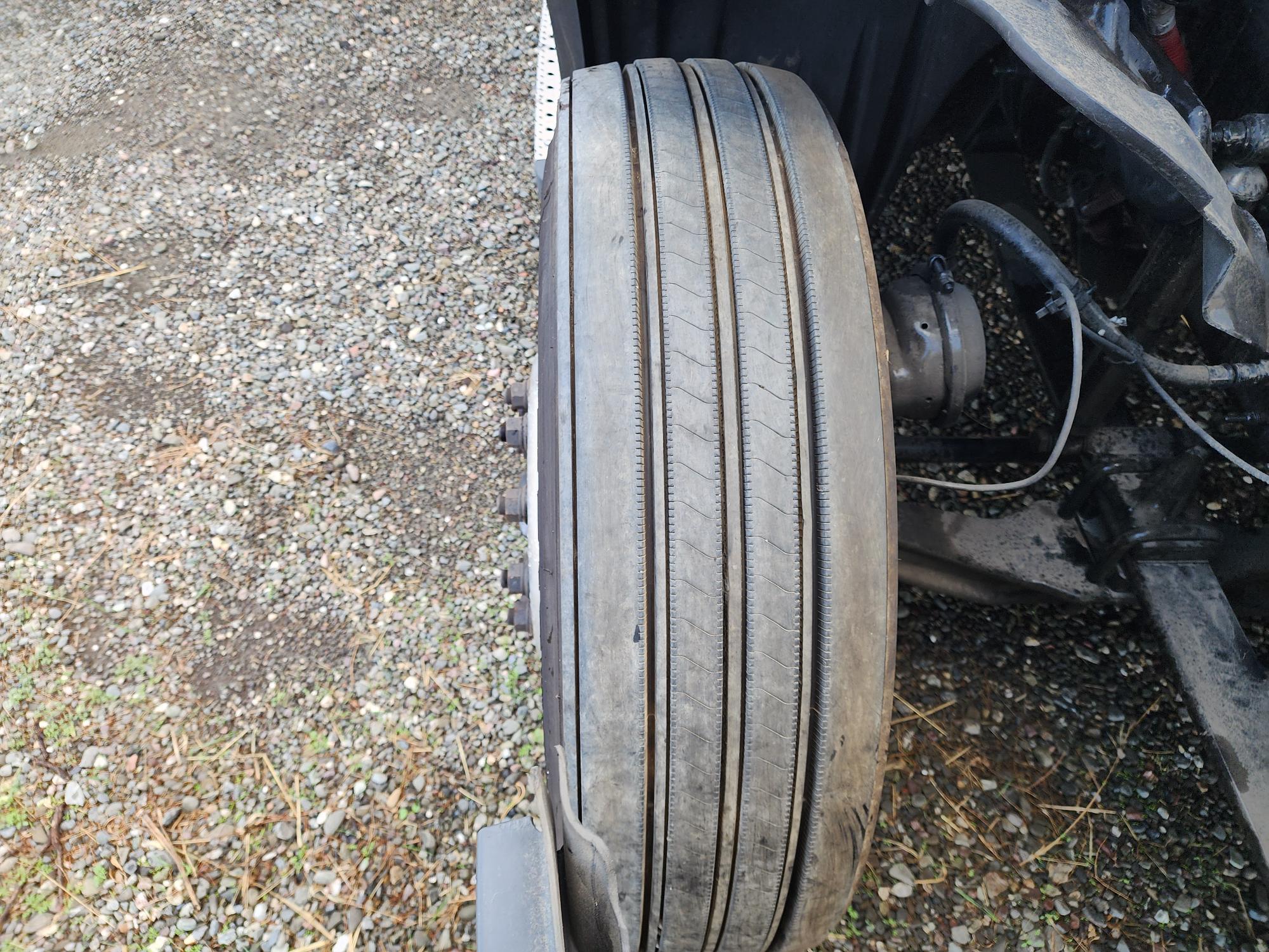 2023 FREIGHTLINER CASCADIA 126SLP - image 11