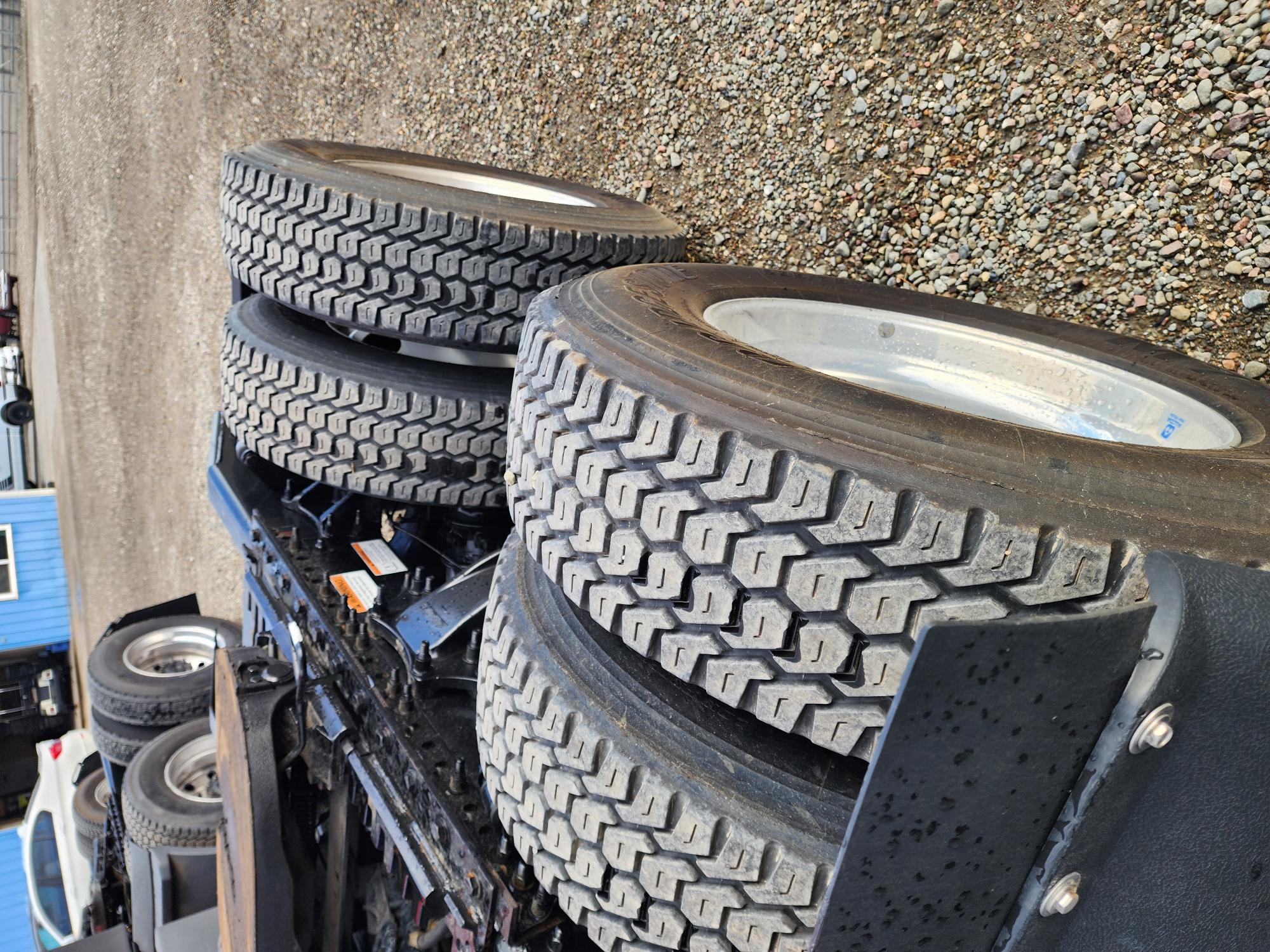 2023 FREIGHTLINER CASCADIA 126SLP - image 21