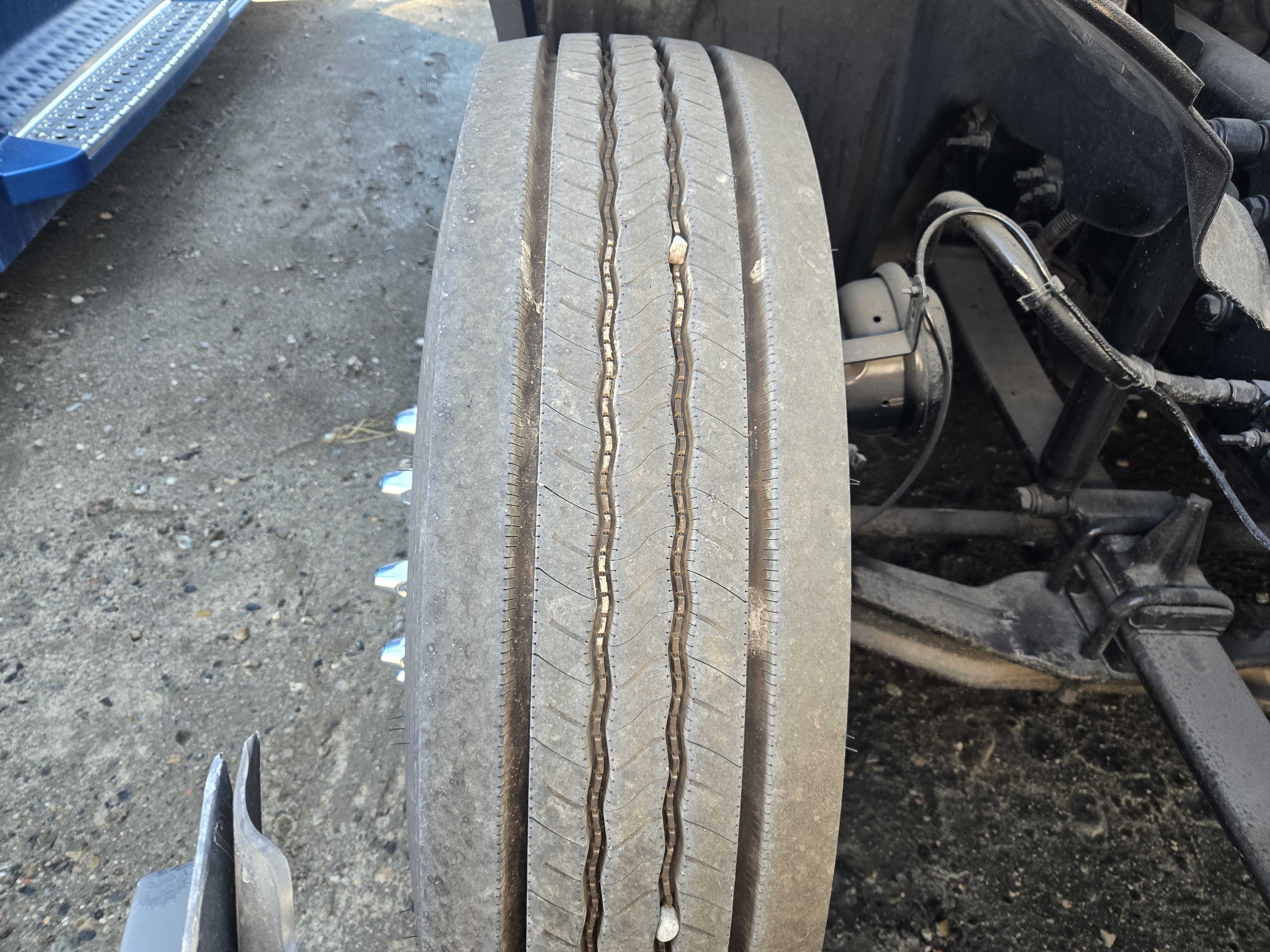 2021 FREIGHTLINER CASCADIA 126SLP - image 12