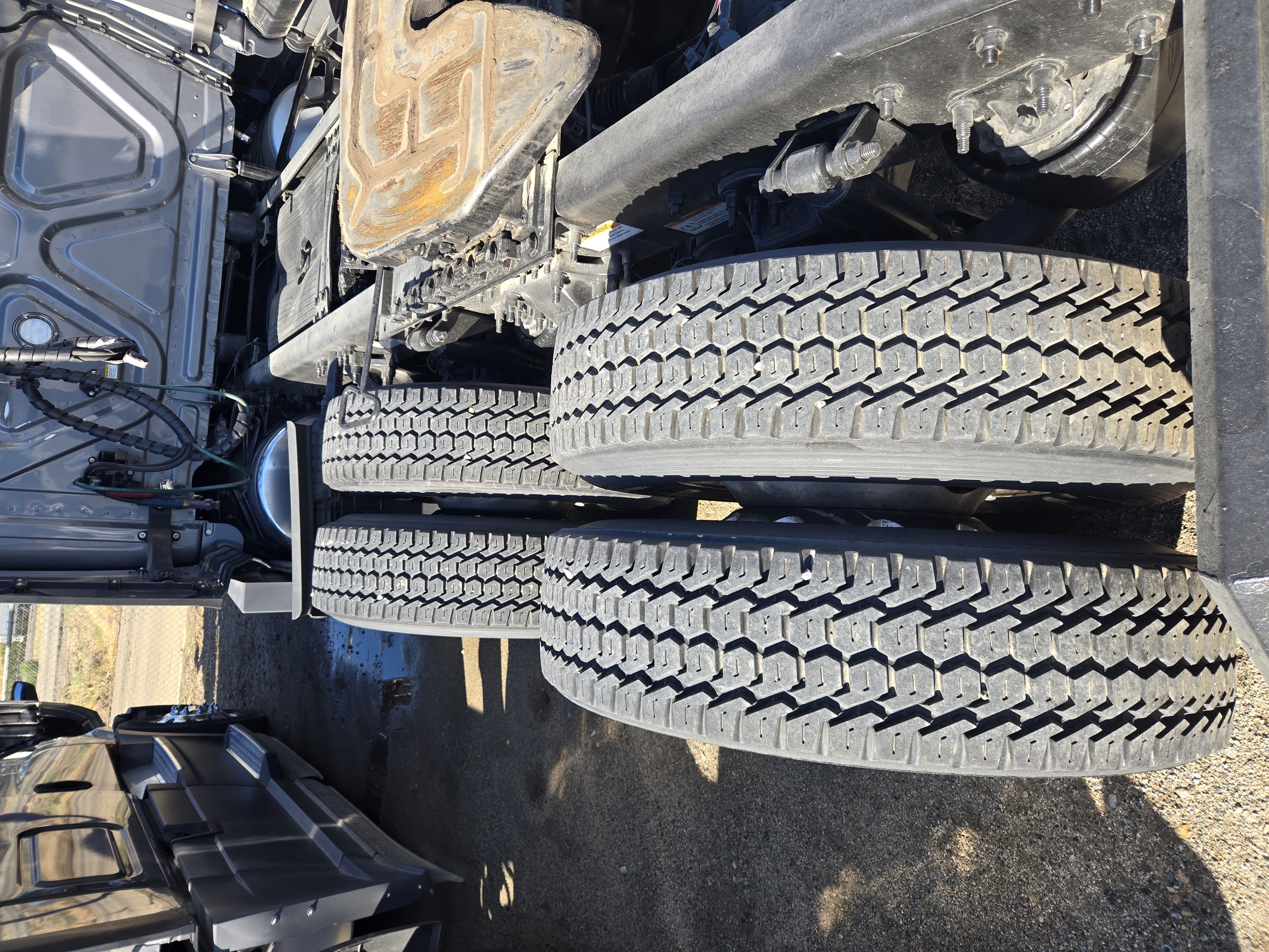 2021 FREIGHTLINER CASCADIA 126SLP - image 14