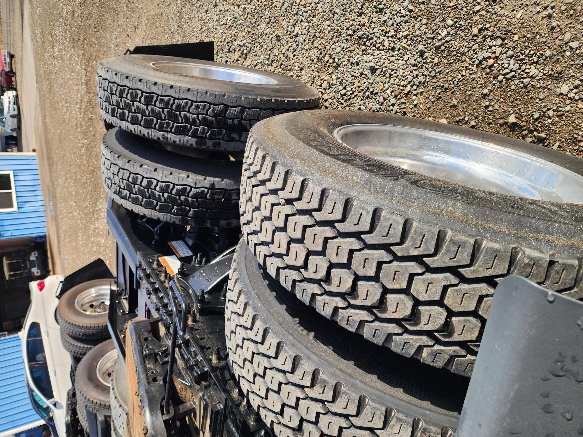 2023 FREIGHTLINER CASCADIA 126SLP - image 5