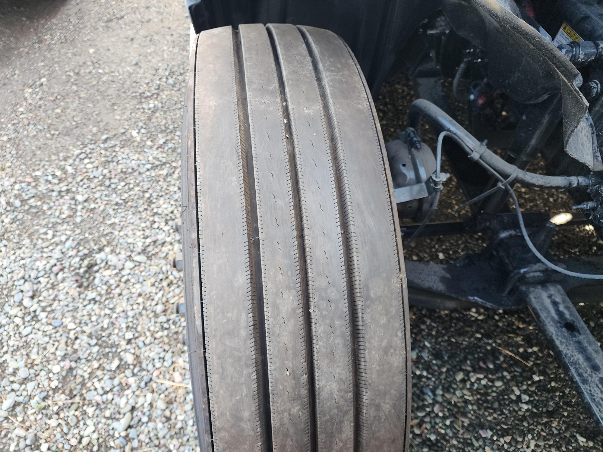 2023 FREIGHTLINER CASCADIA 126SLP - image 13